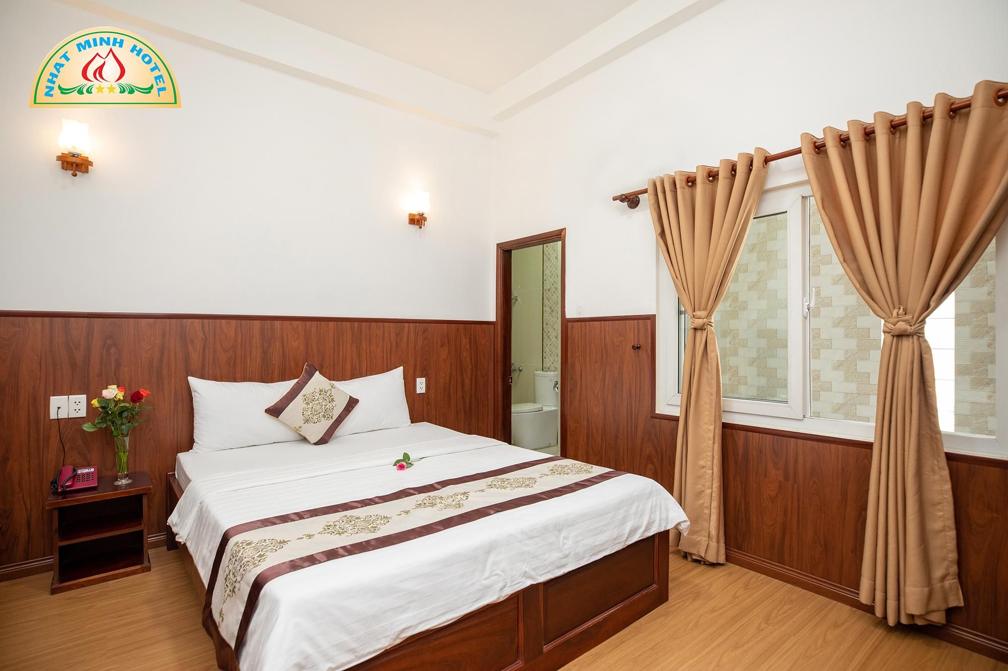 Deluxe Room with Shower