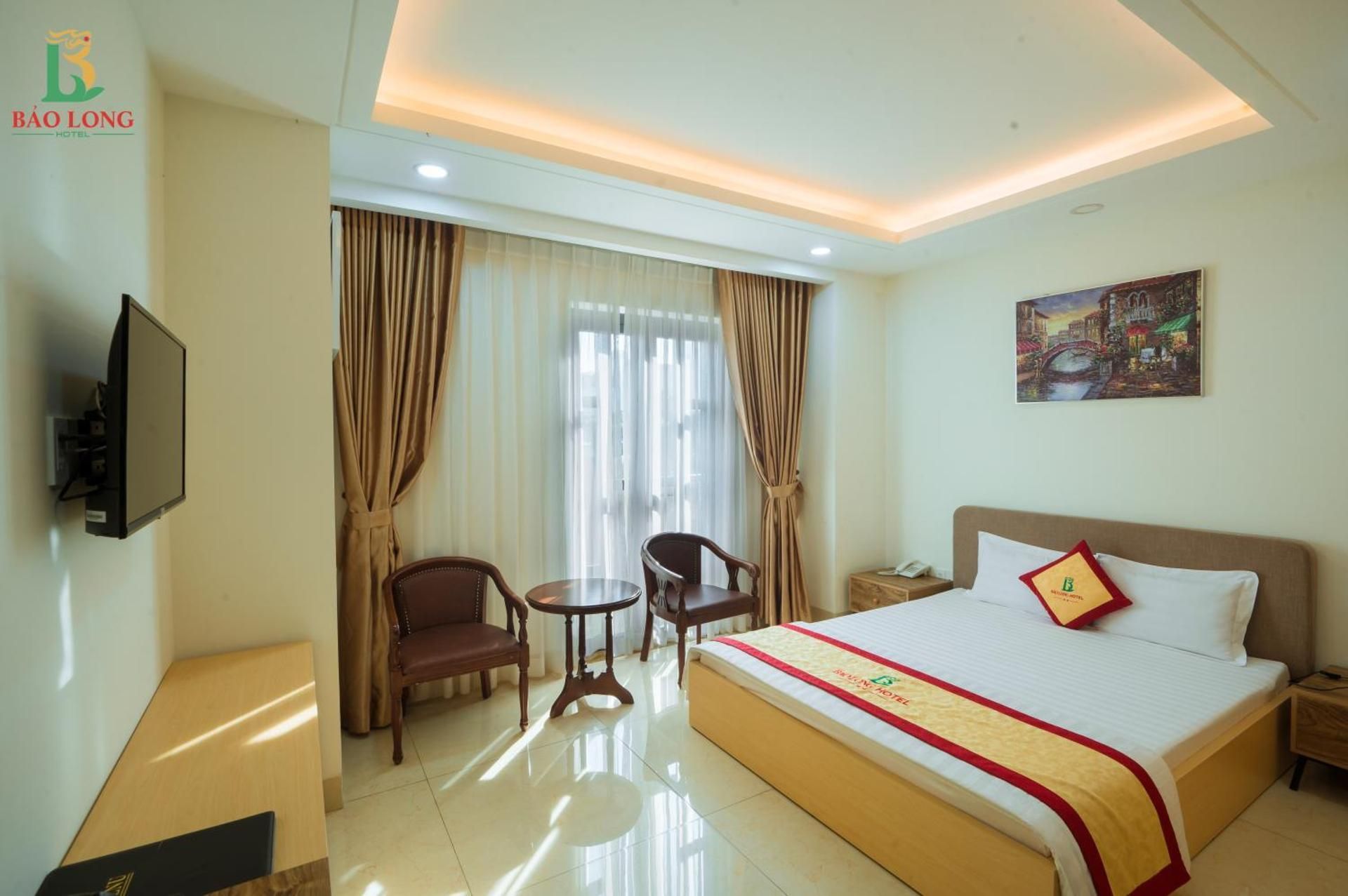 Queen Suite