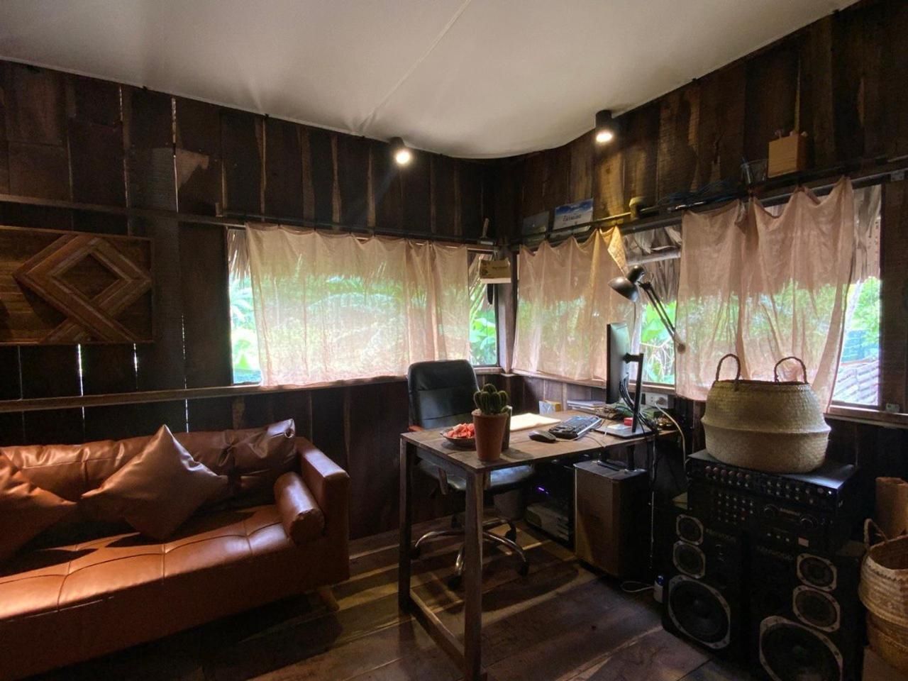 Deluxe Bungalow with Garden View