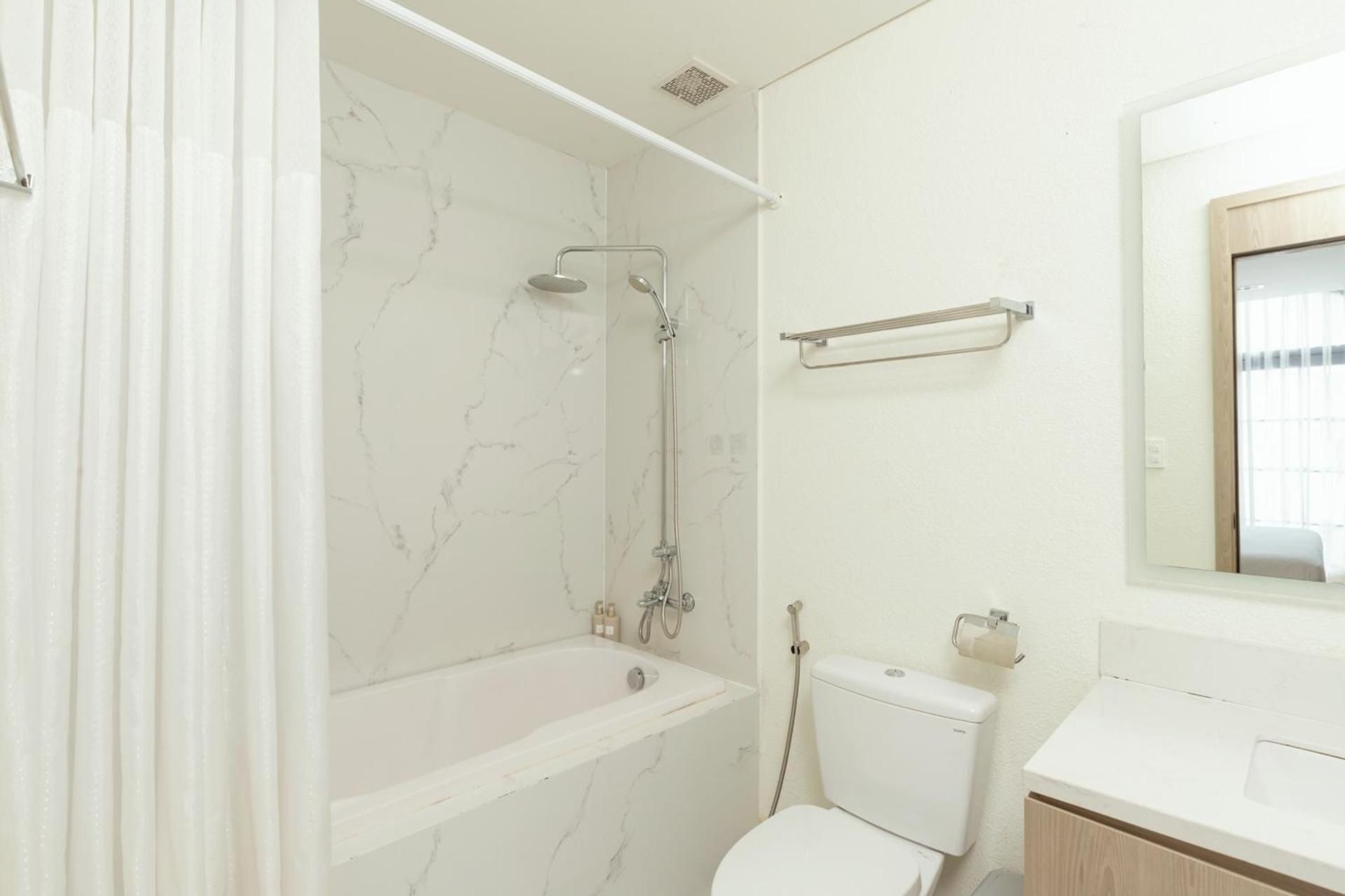 One-Bedroom Superior Apartment