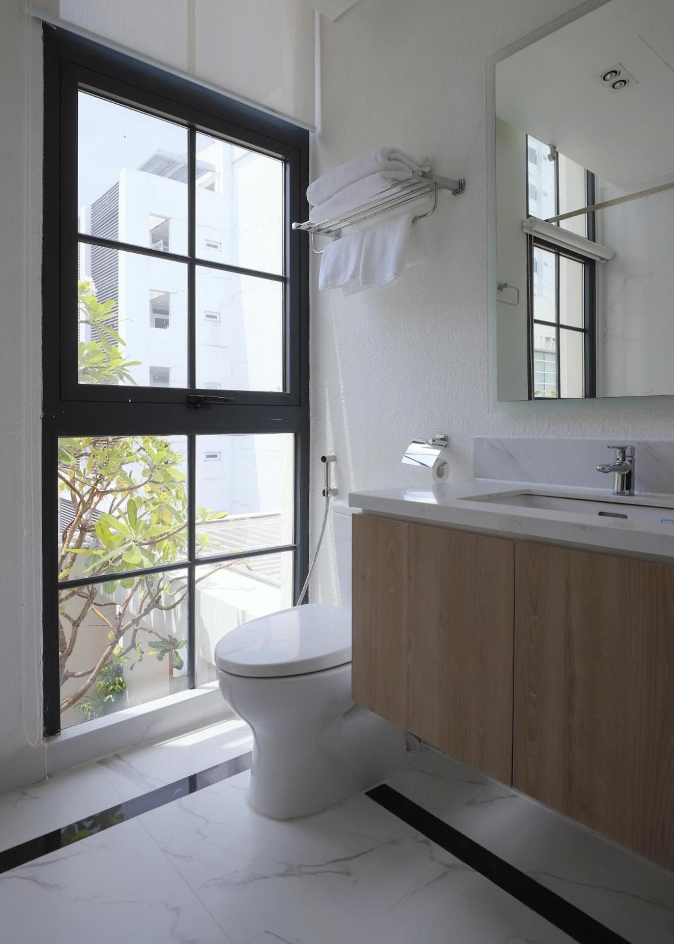 One-Bedroom Deluxe Apartment