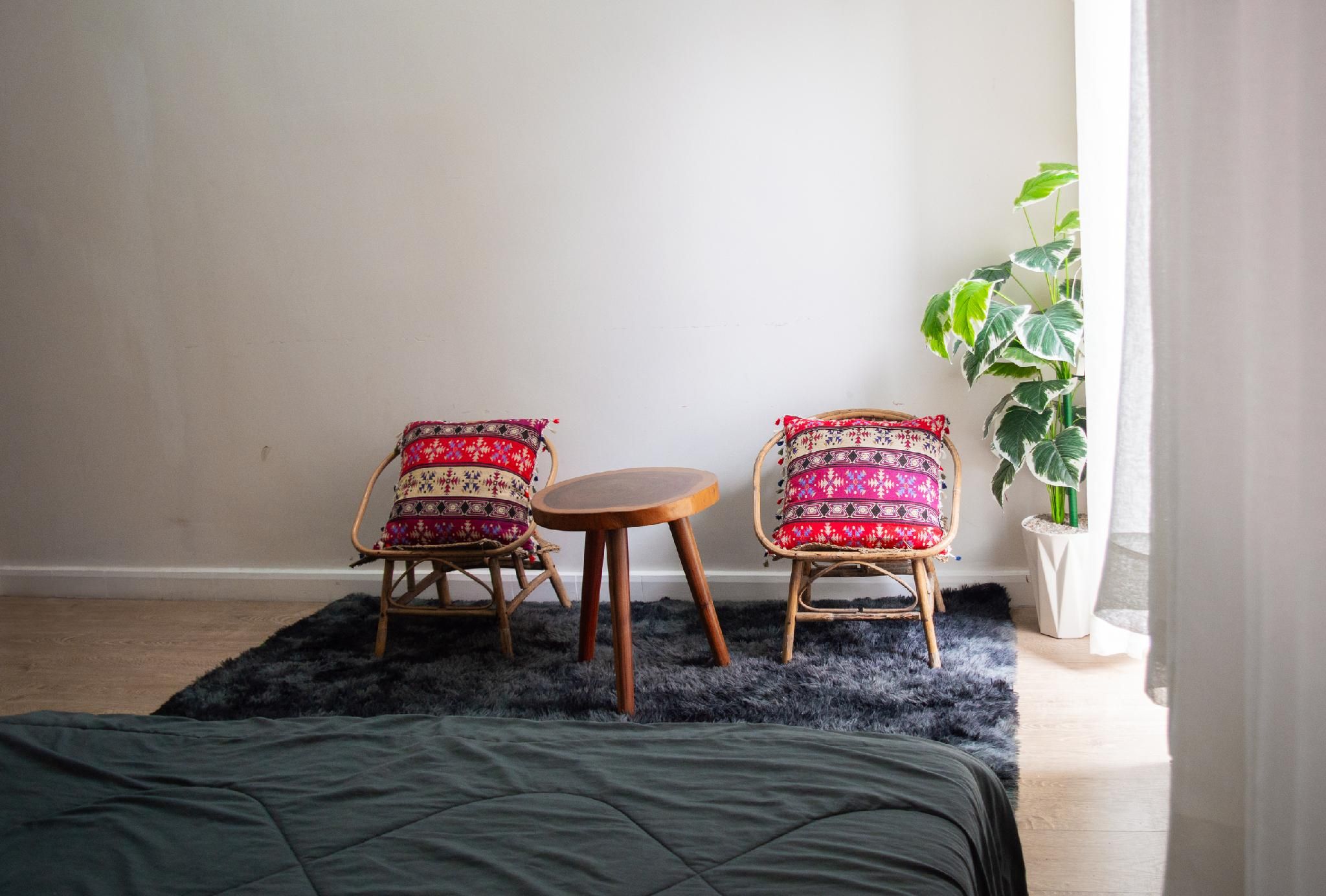Standard - 1 Bed Queen Non-Smoking