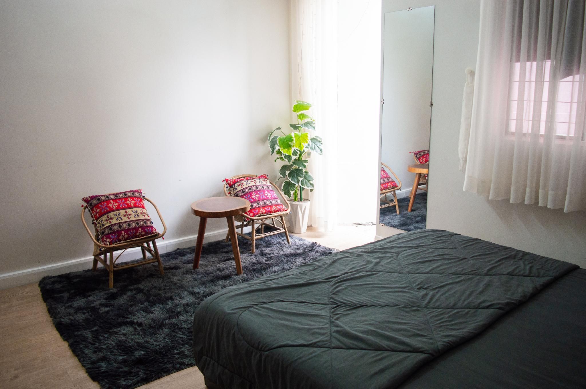 Standard - 1 Bed Queen Non-Smoking