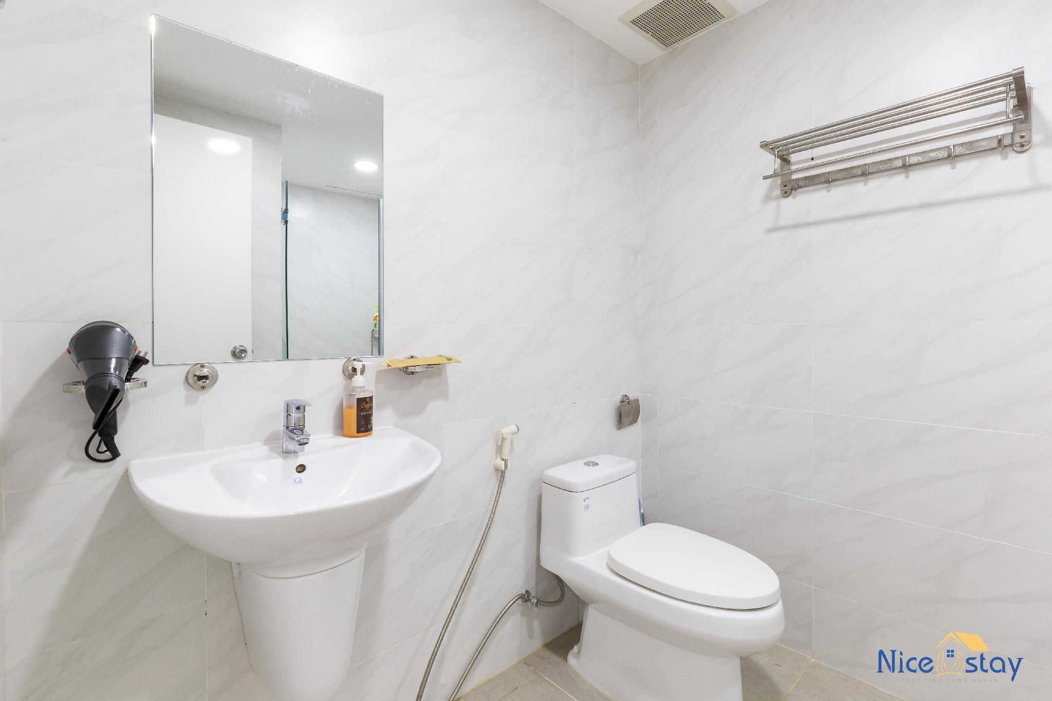 1-Bedroom Studio Apartment