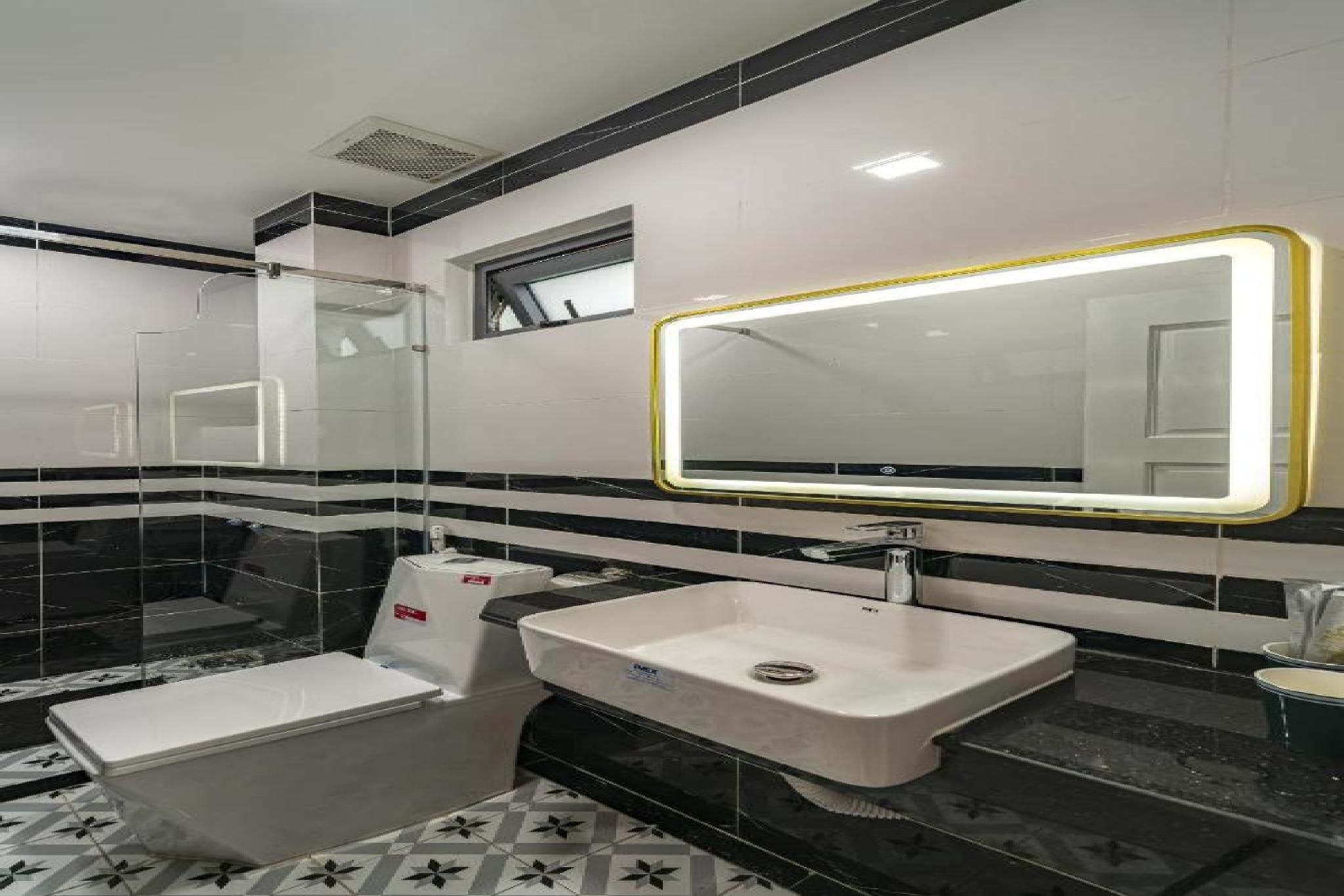 Belvilla Near Tan Son Nhat International Airport - Formerly Vyvy Hotel Deluxe Double 3