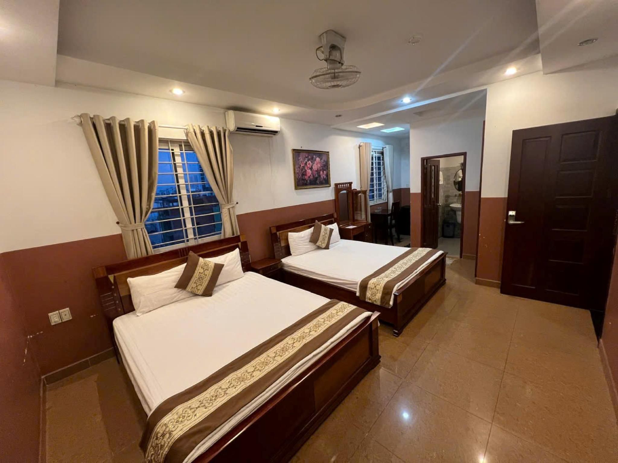 Deluxe Quadruple Room