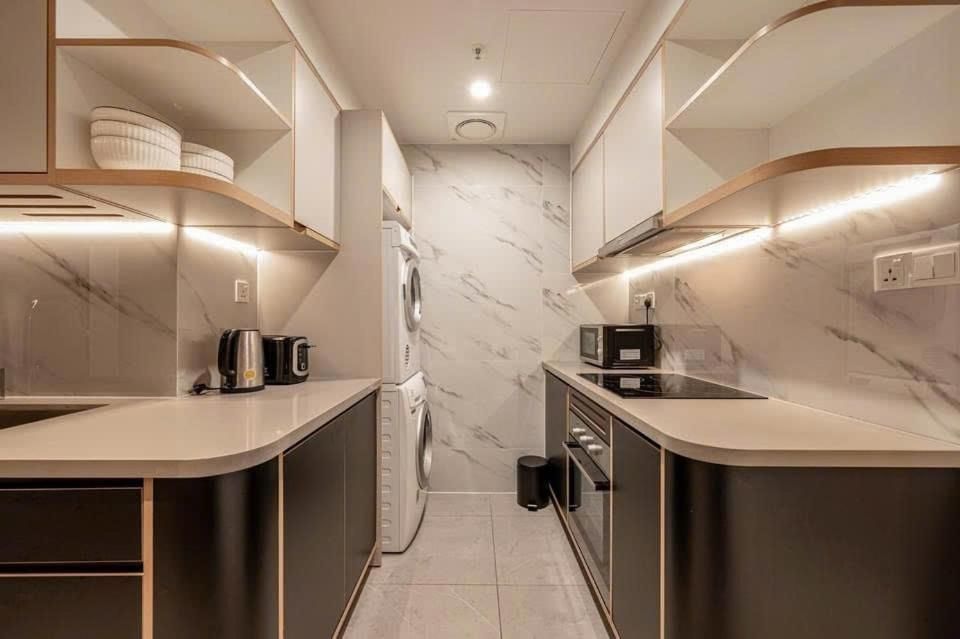 Three-Bedroom Deluxe Apartment