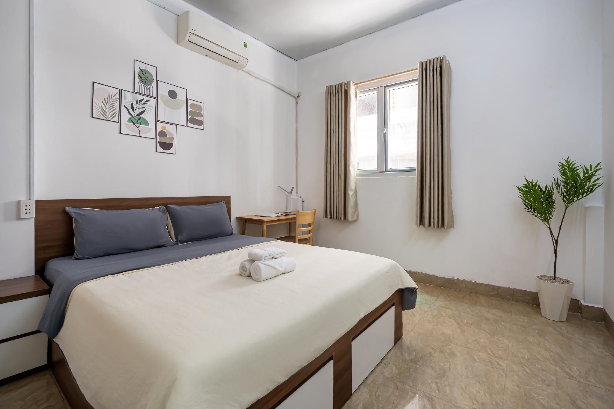 One Bedroom Apartment