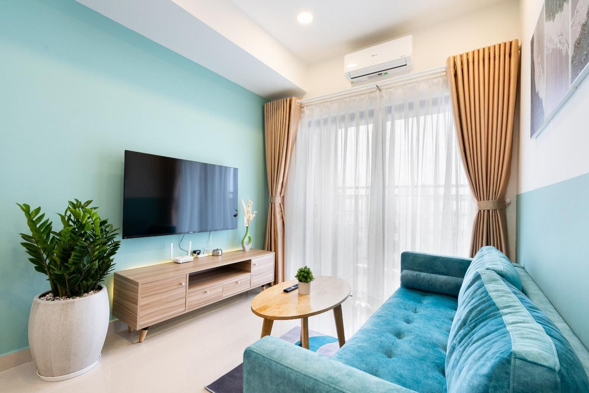 Two-Bedroom Apartment with City View
