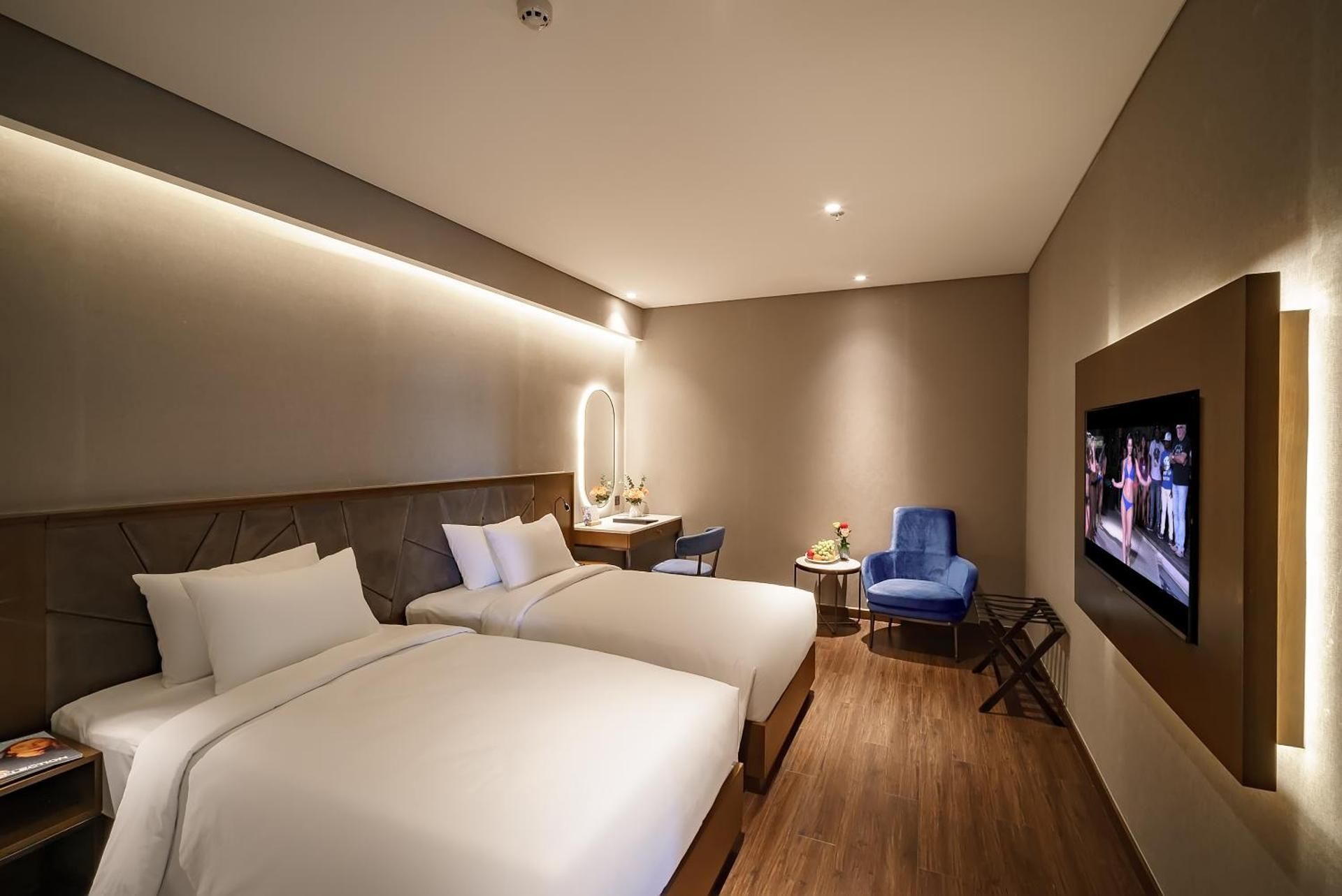 Large Twin Room