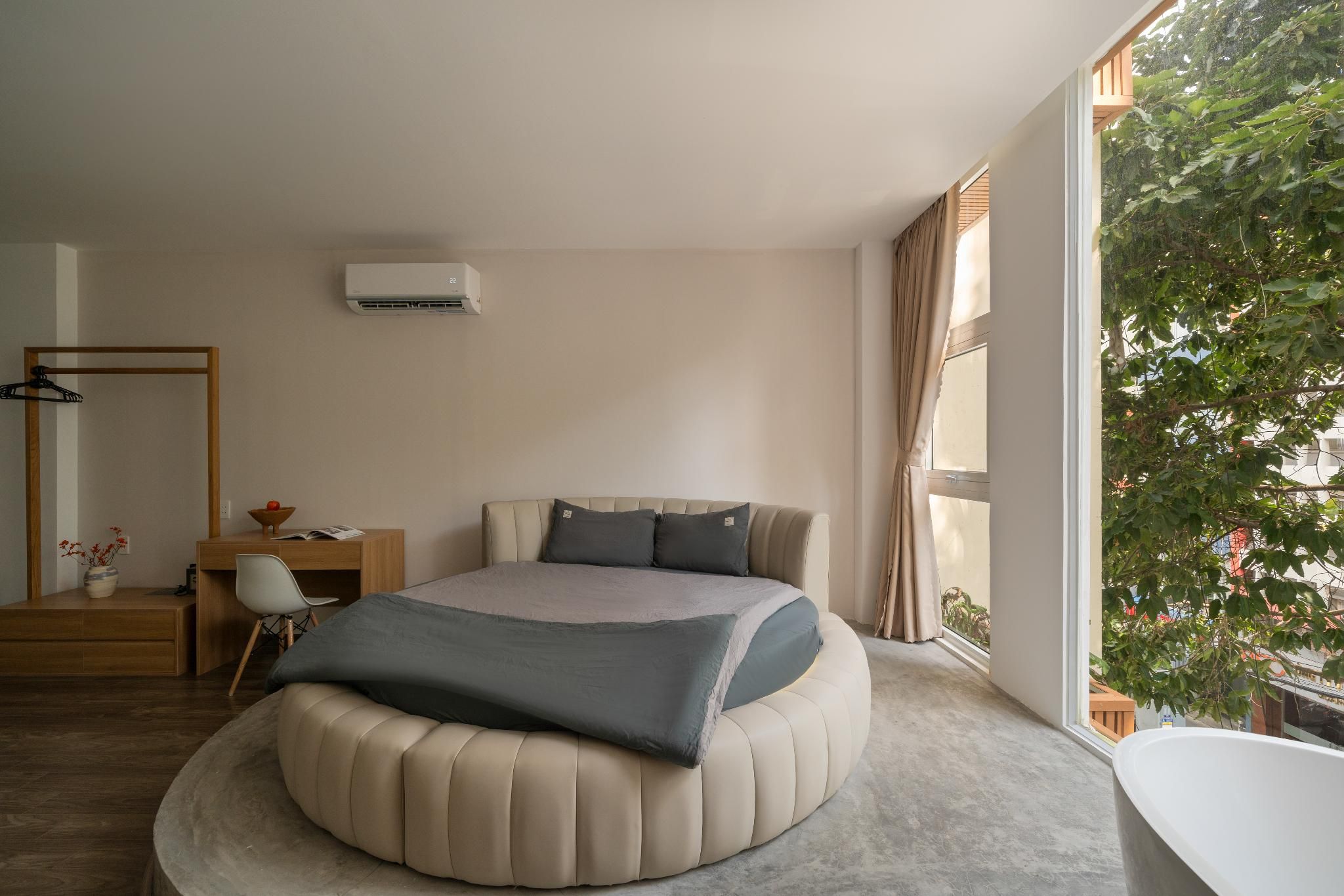 Premier City View Room