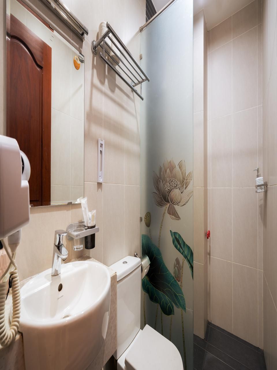 Amango Home Studio without Balcony 3