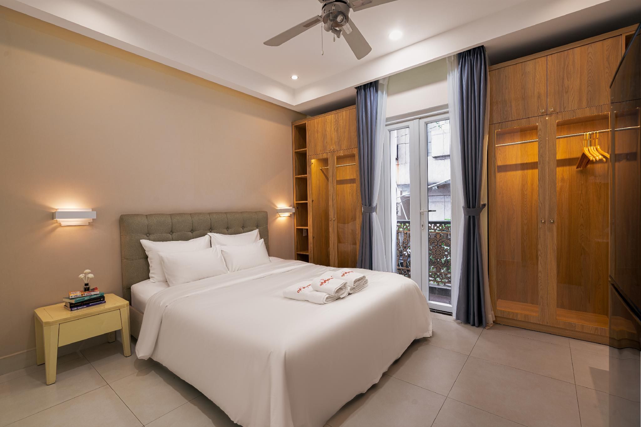 Amango Home Balcony King Room