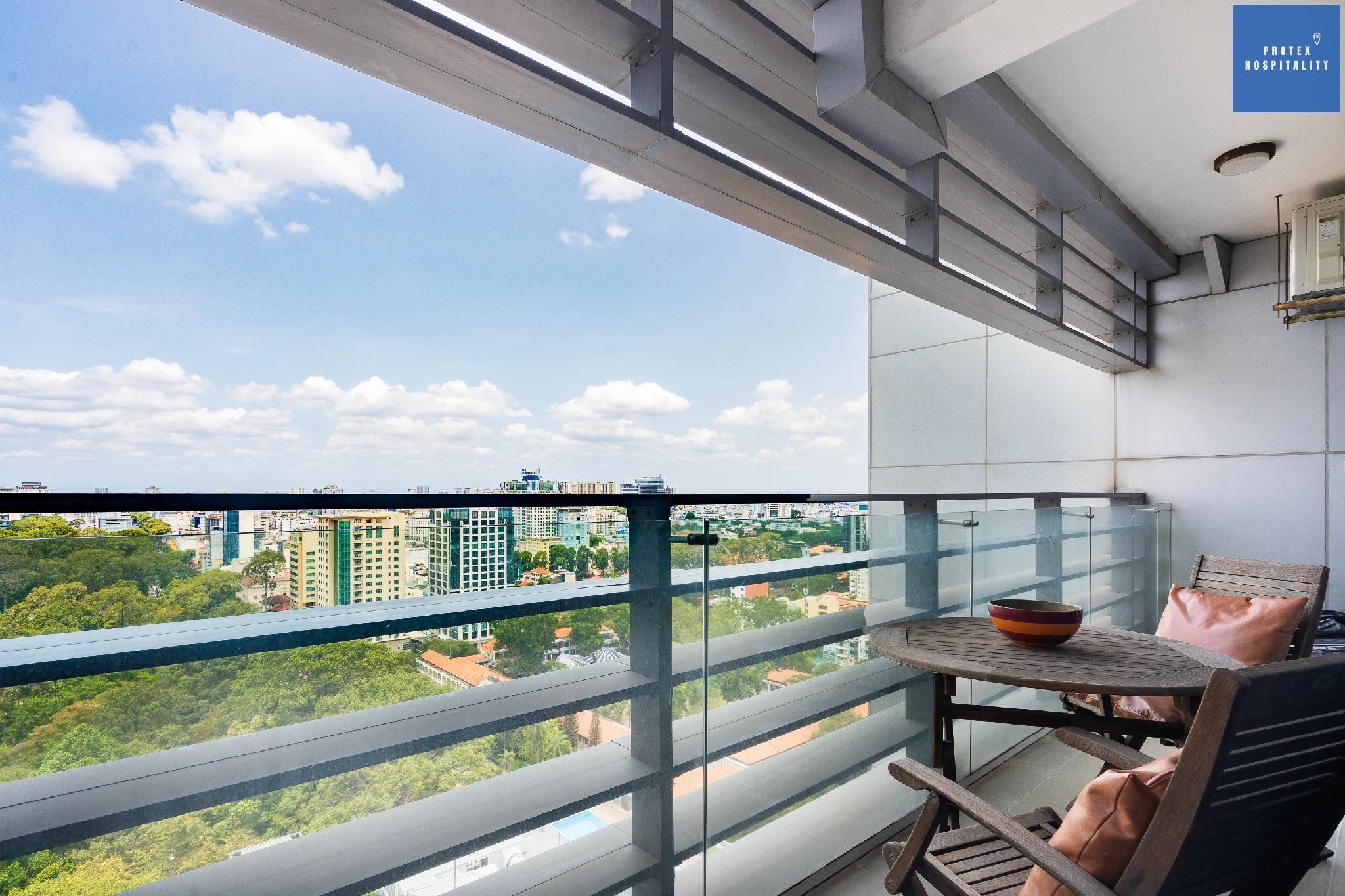 Salute de Sailing Tower - Palace Garden District 1 Two-Bedroom Apartment 2