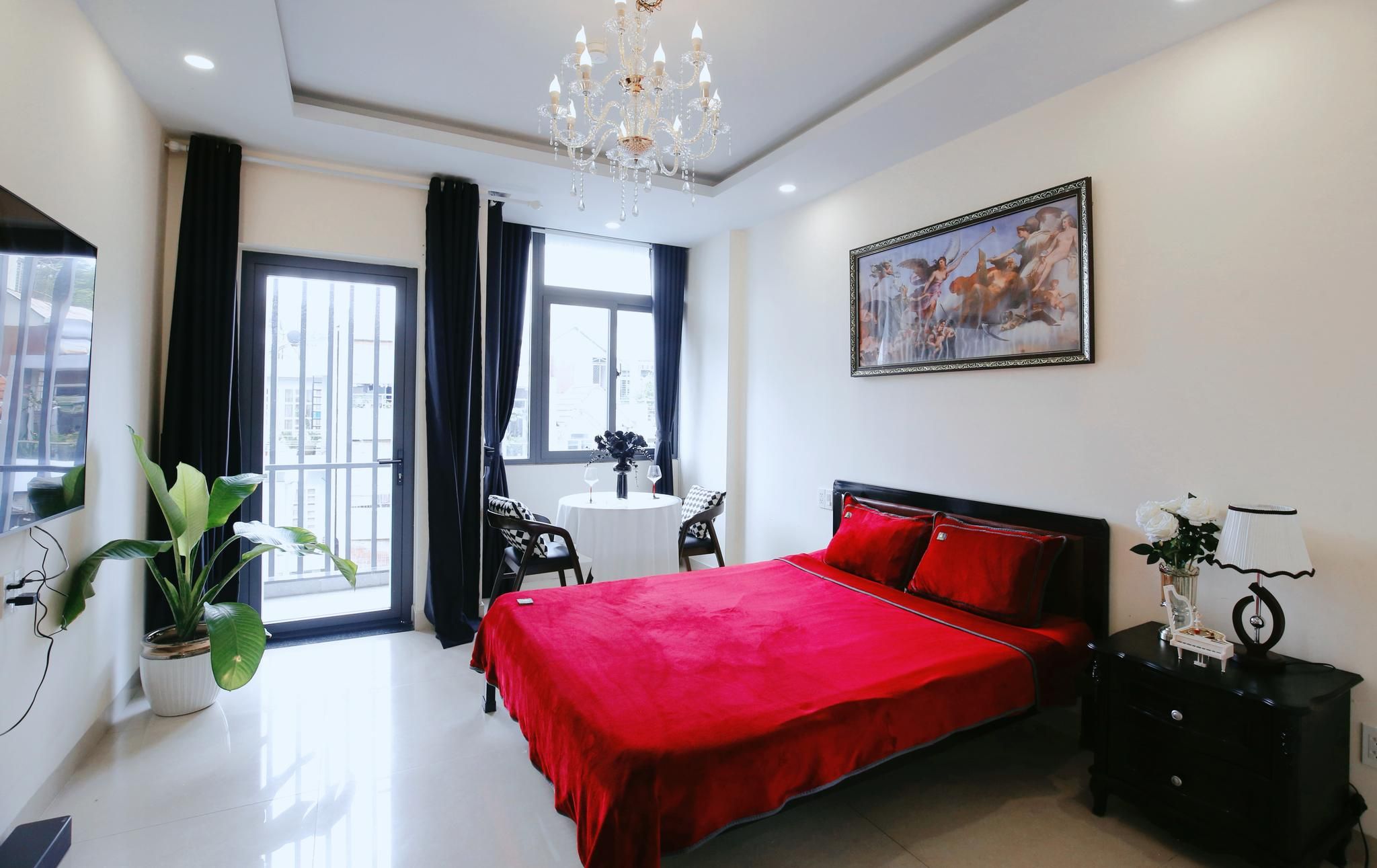 Luxury - King Bed