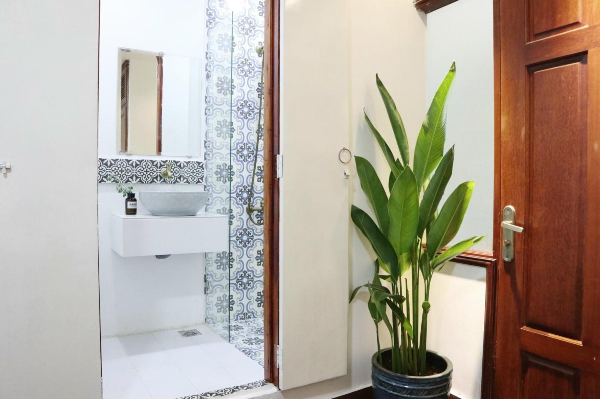 Double Room with Private Bathroom