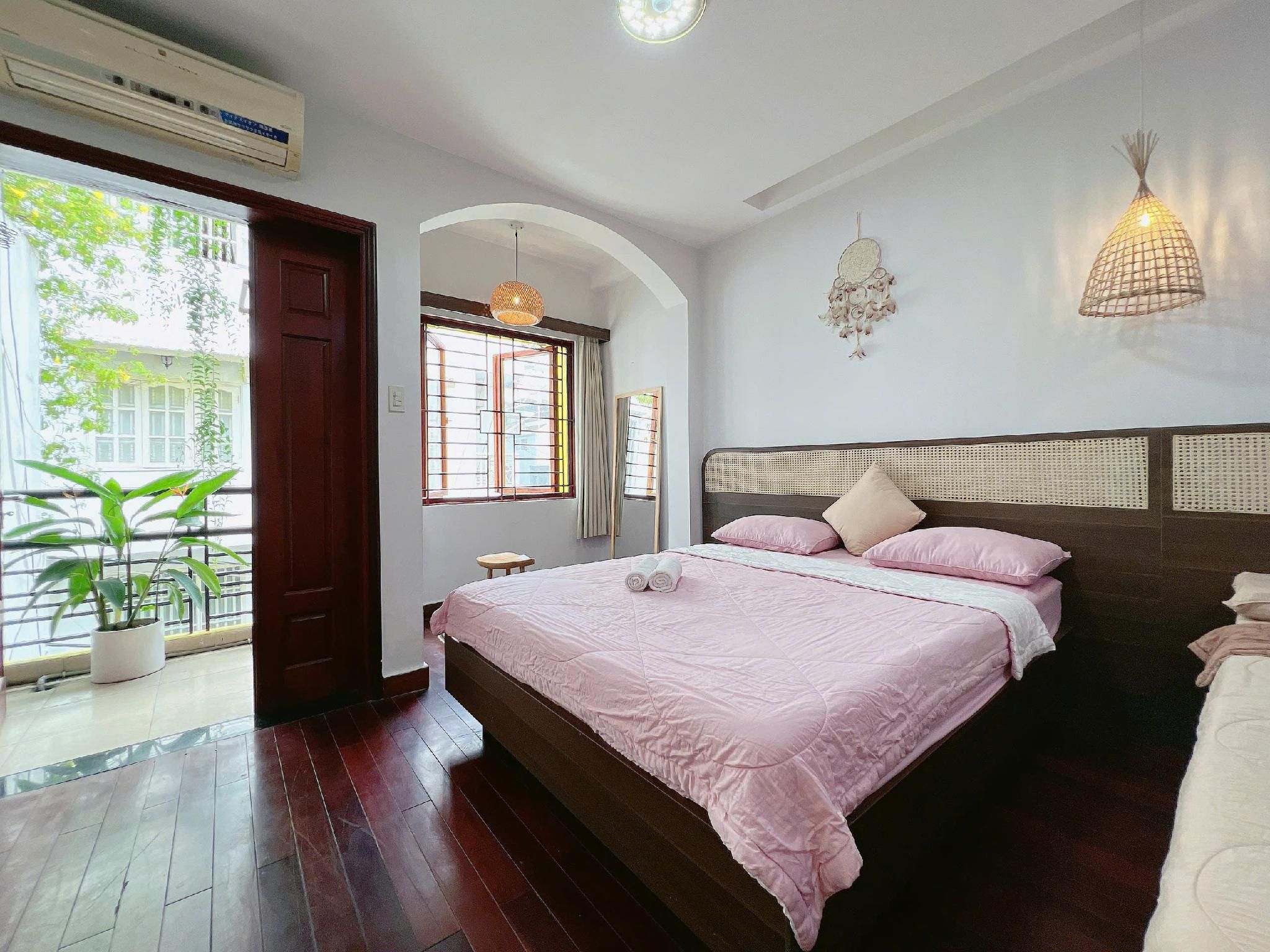 Cỏ Homestay Family Family with balcony 2