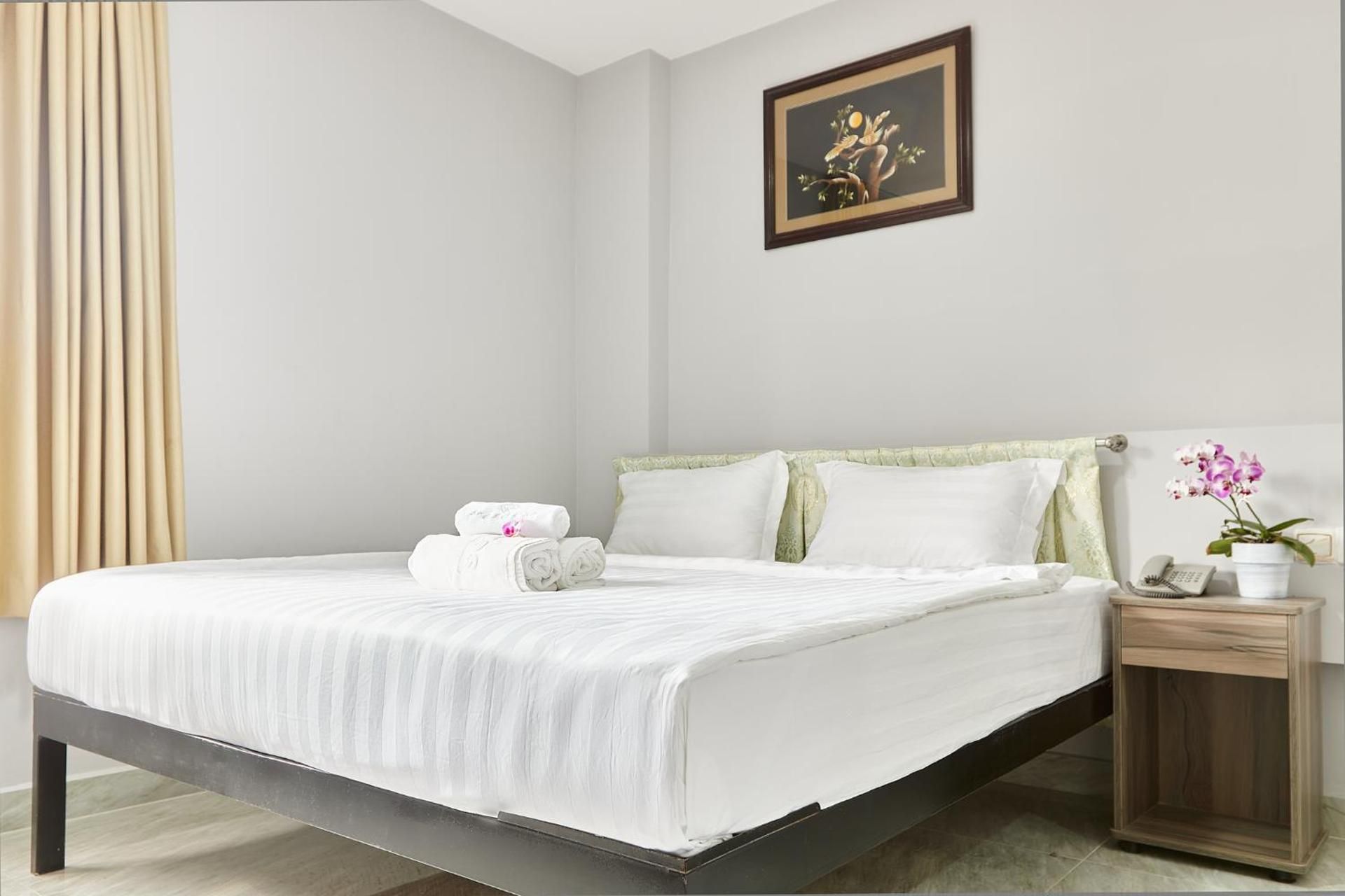 Standard Double Room - No Window