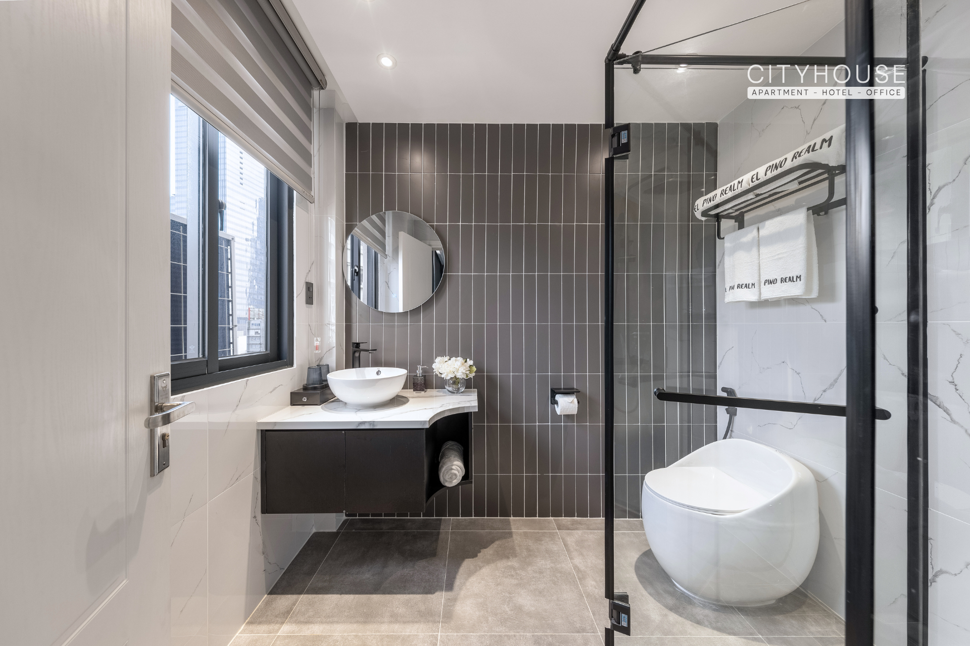 Bitexco Excecutive Suite