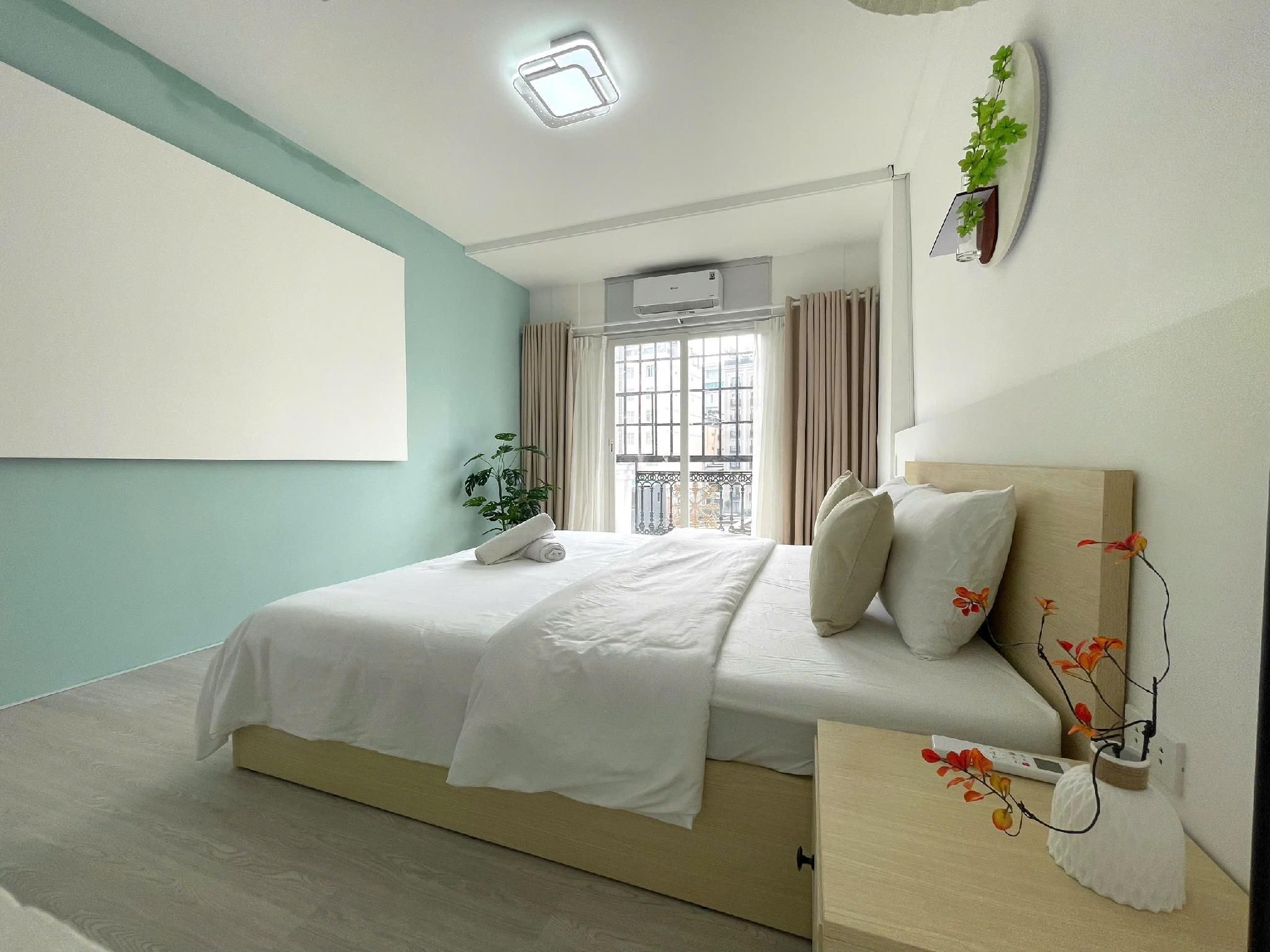 Suite with Balcony