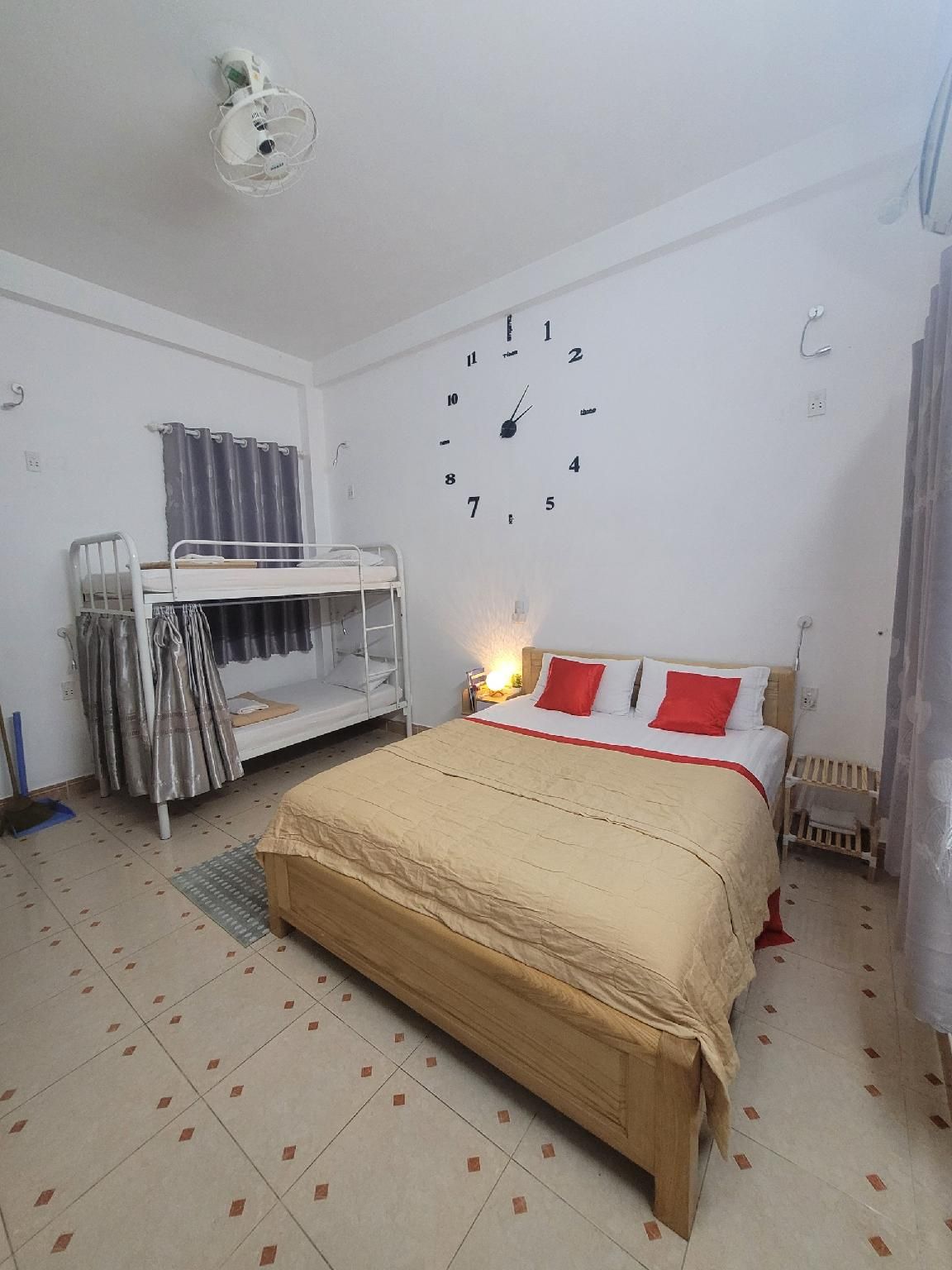 Bed in 6-Bed Dormitory Room