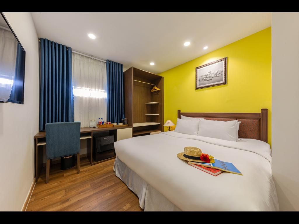 Superior King Room