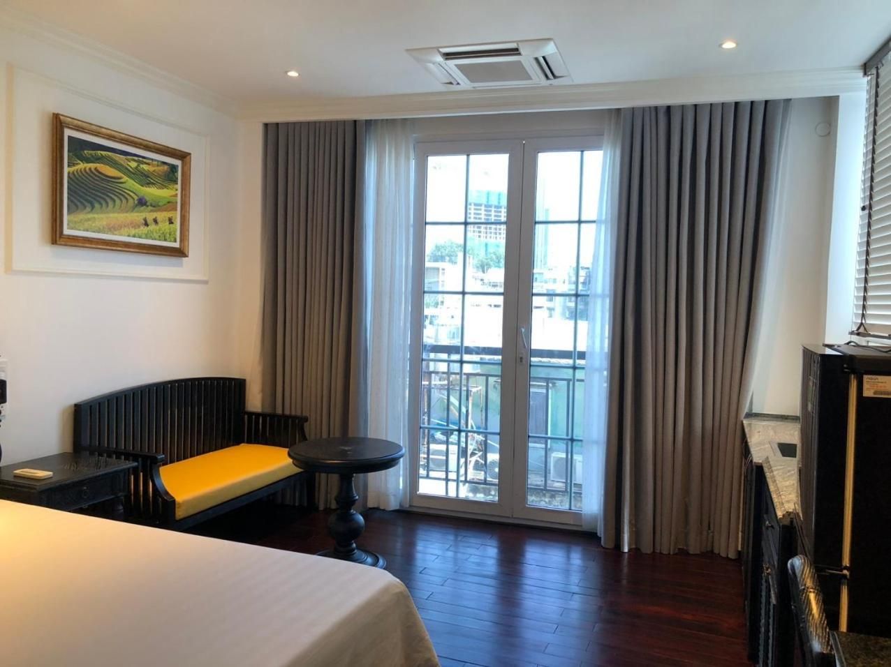 Studio with Balcony