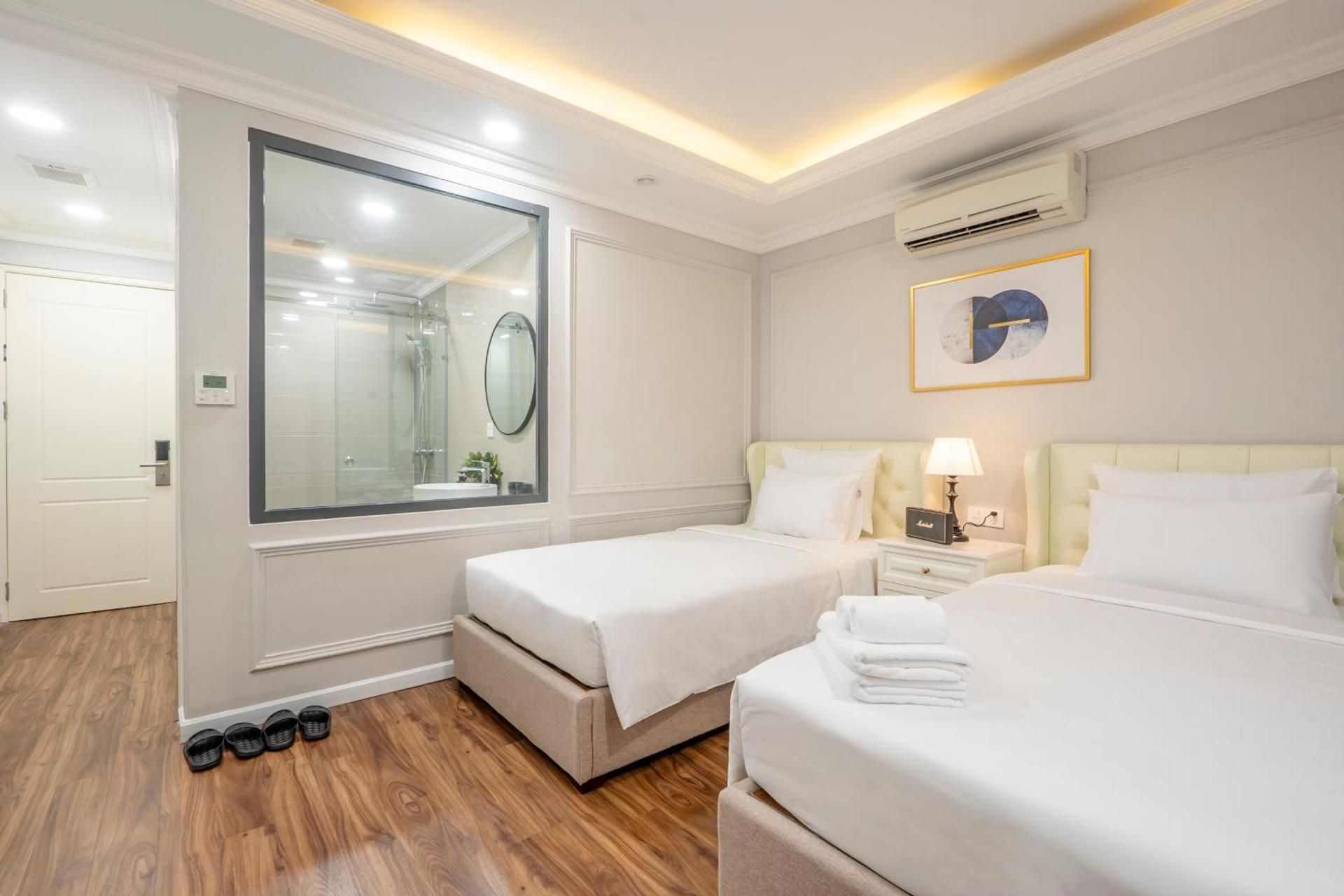 Triple Room
