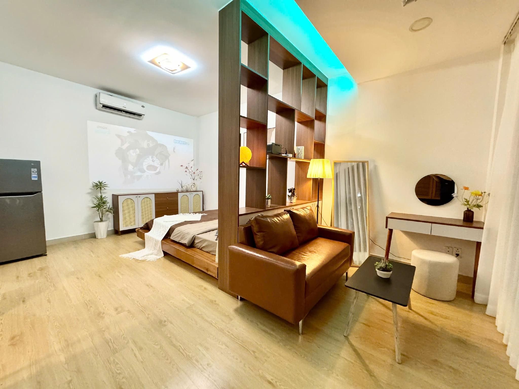 Studio - King Room with Balcony