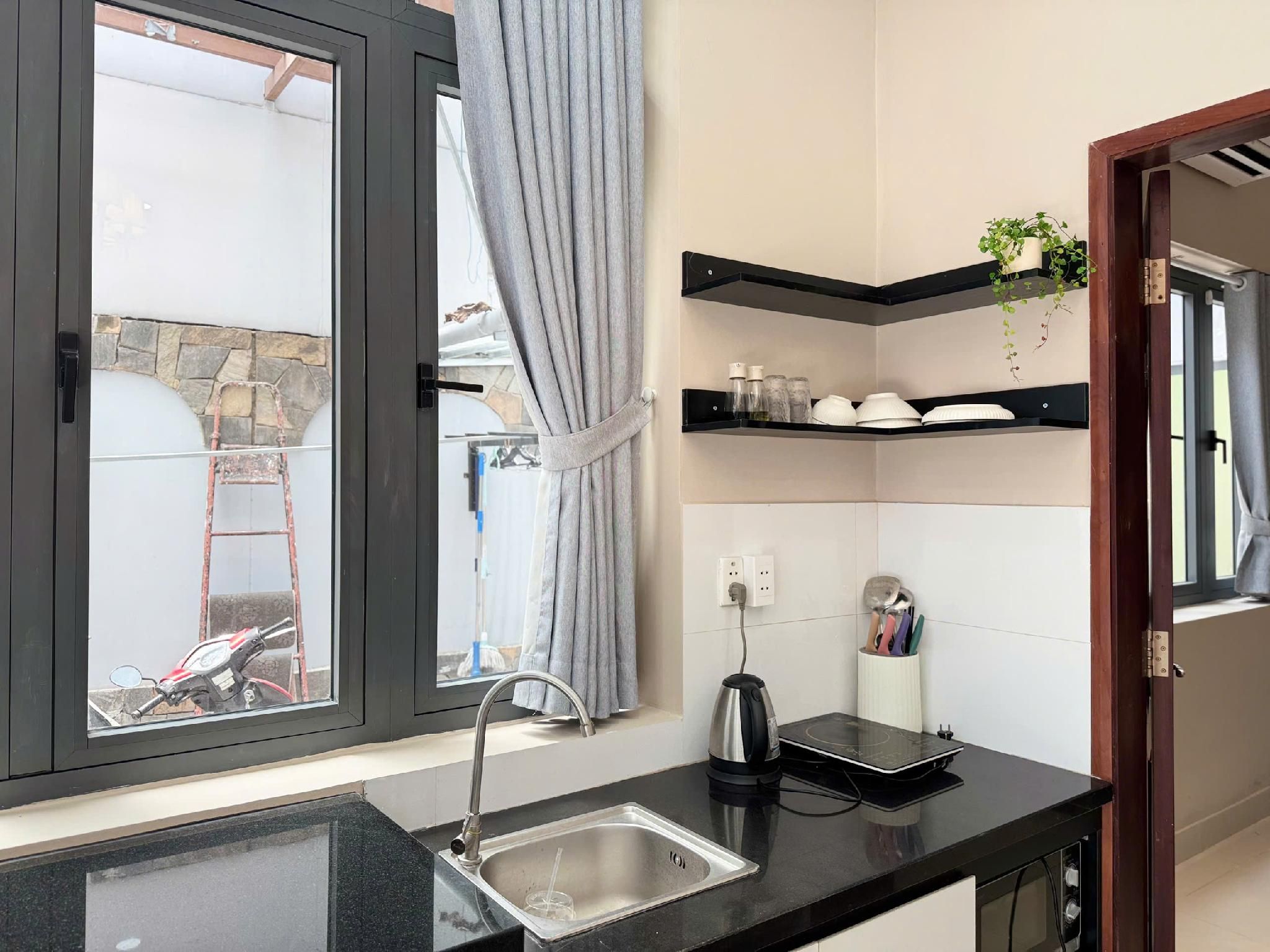 One-Bedroom Deluxe Apartment