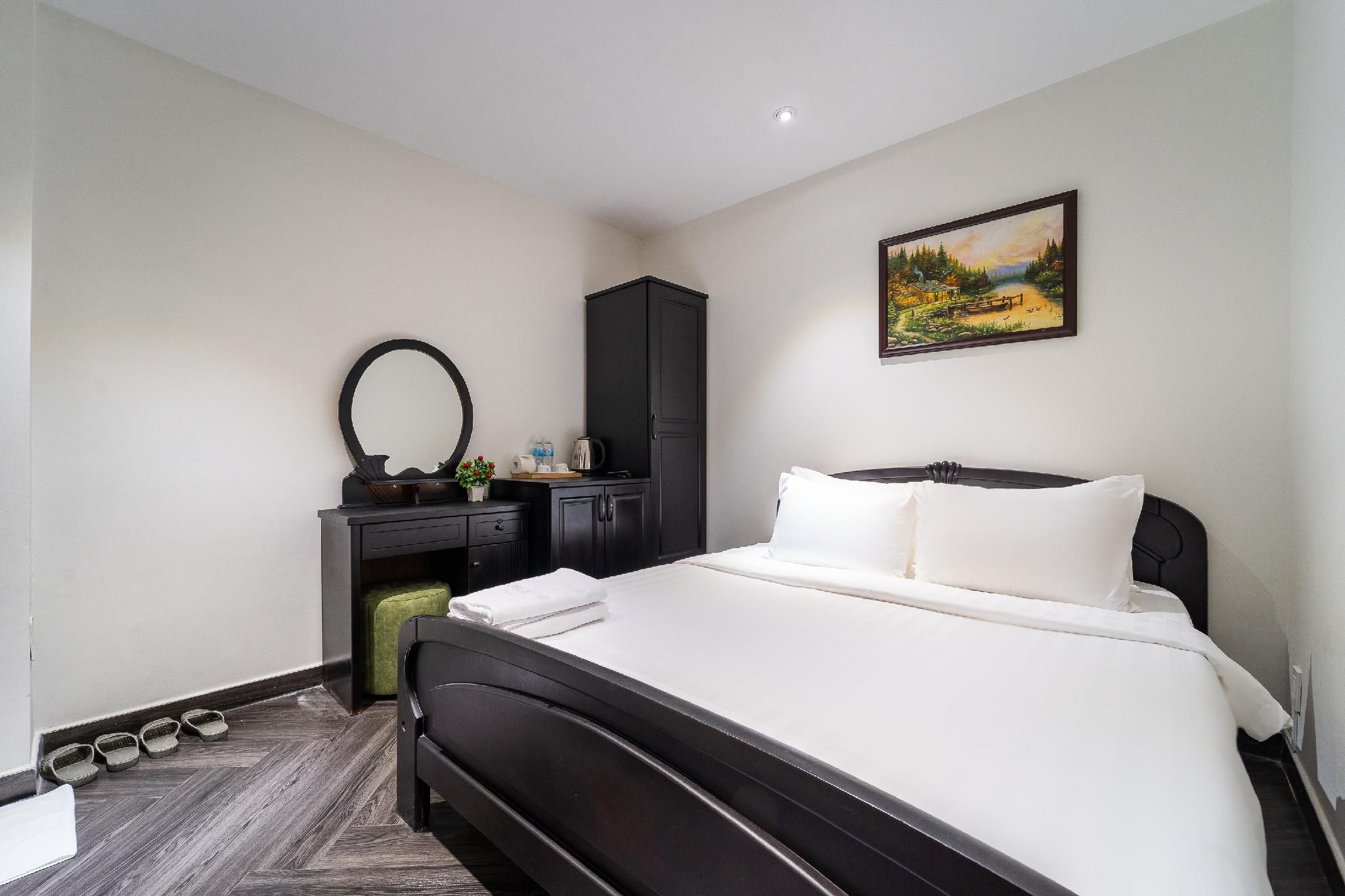 Superior Queen Bed