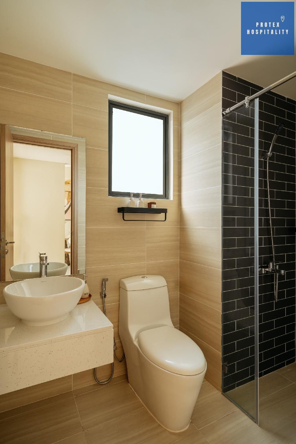 Deluxe Two Bedroom Apartment