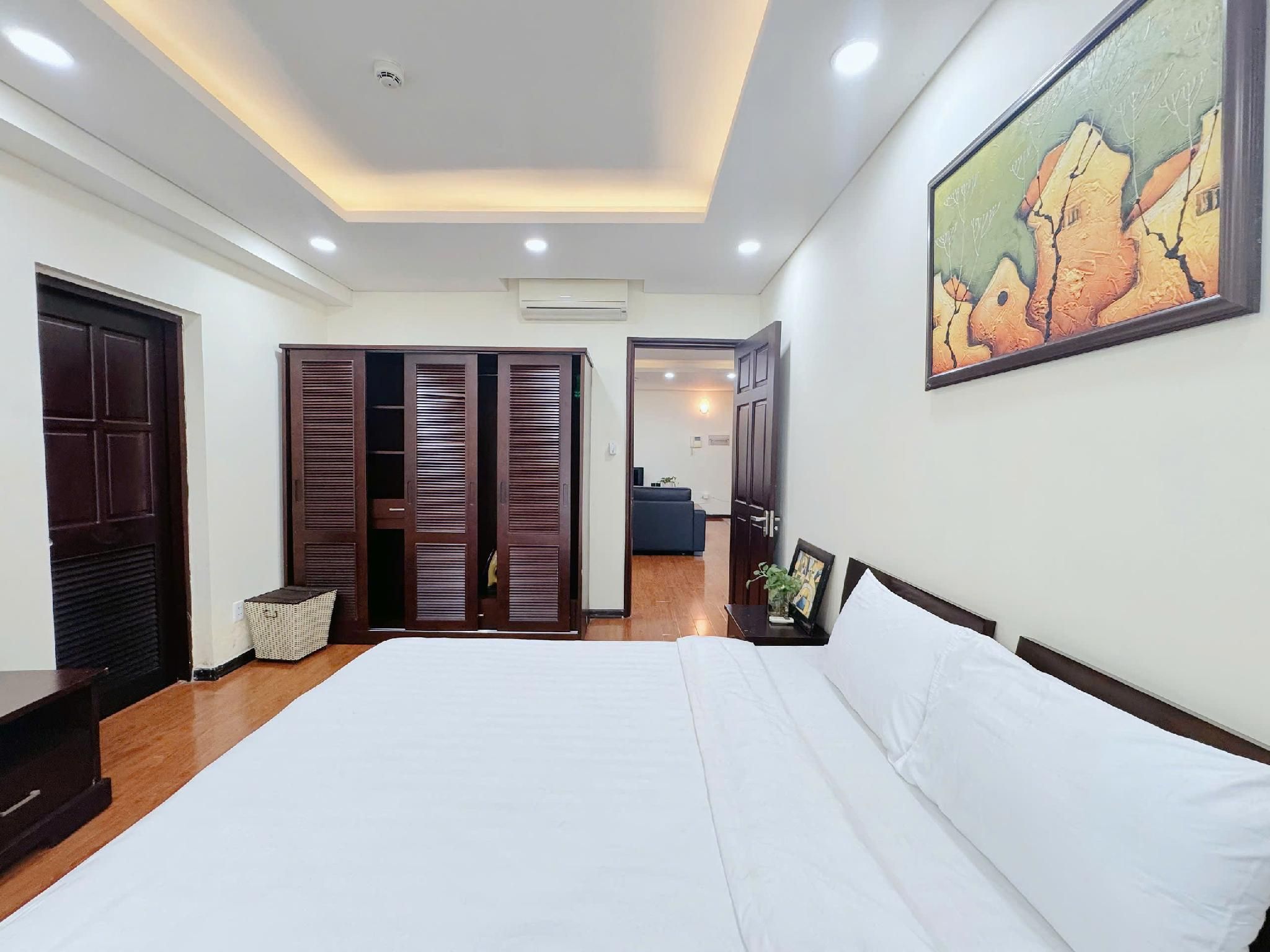 Two Bedroom Apartment with Balcony