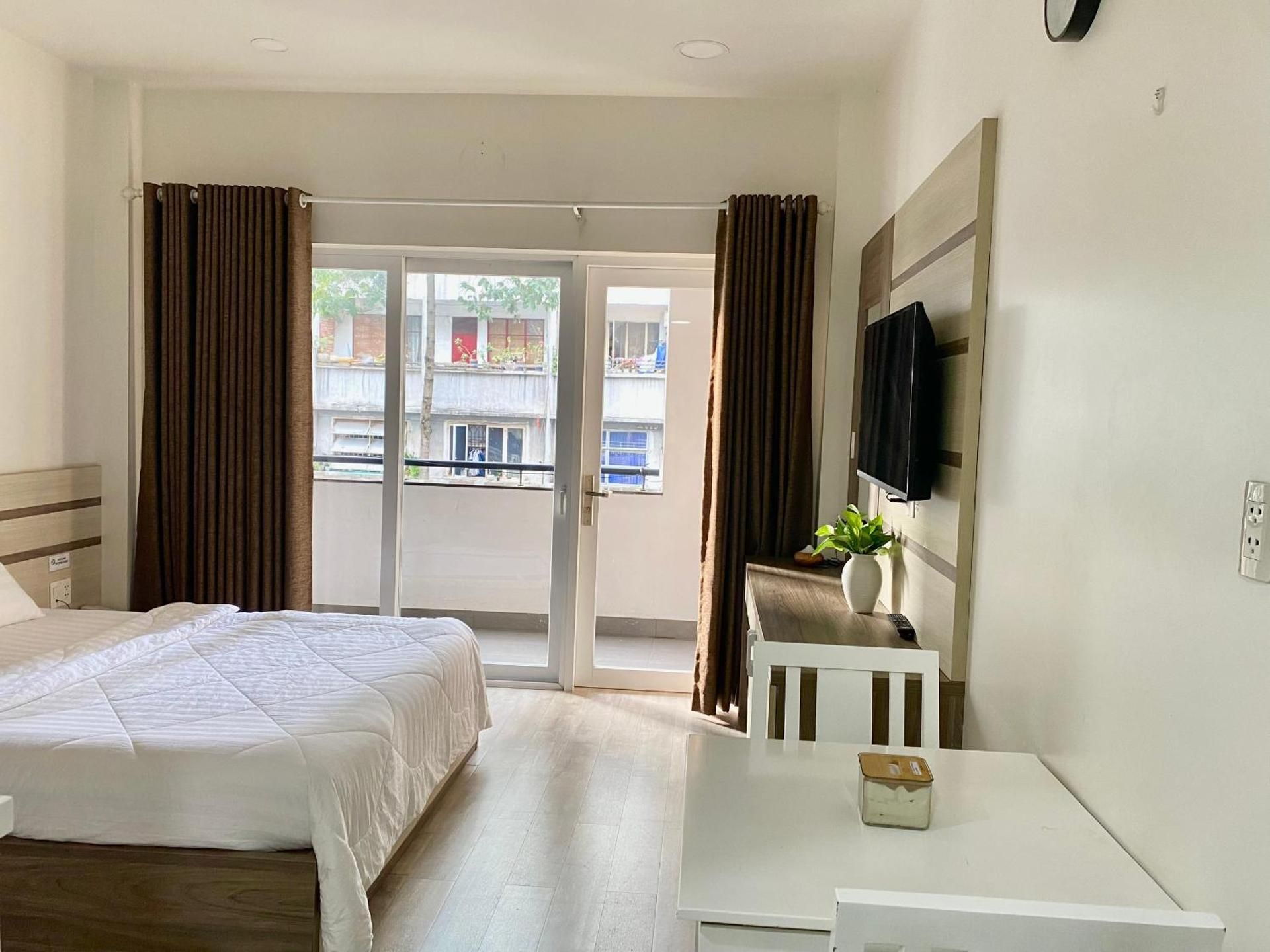 One-Bedroom Apartment