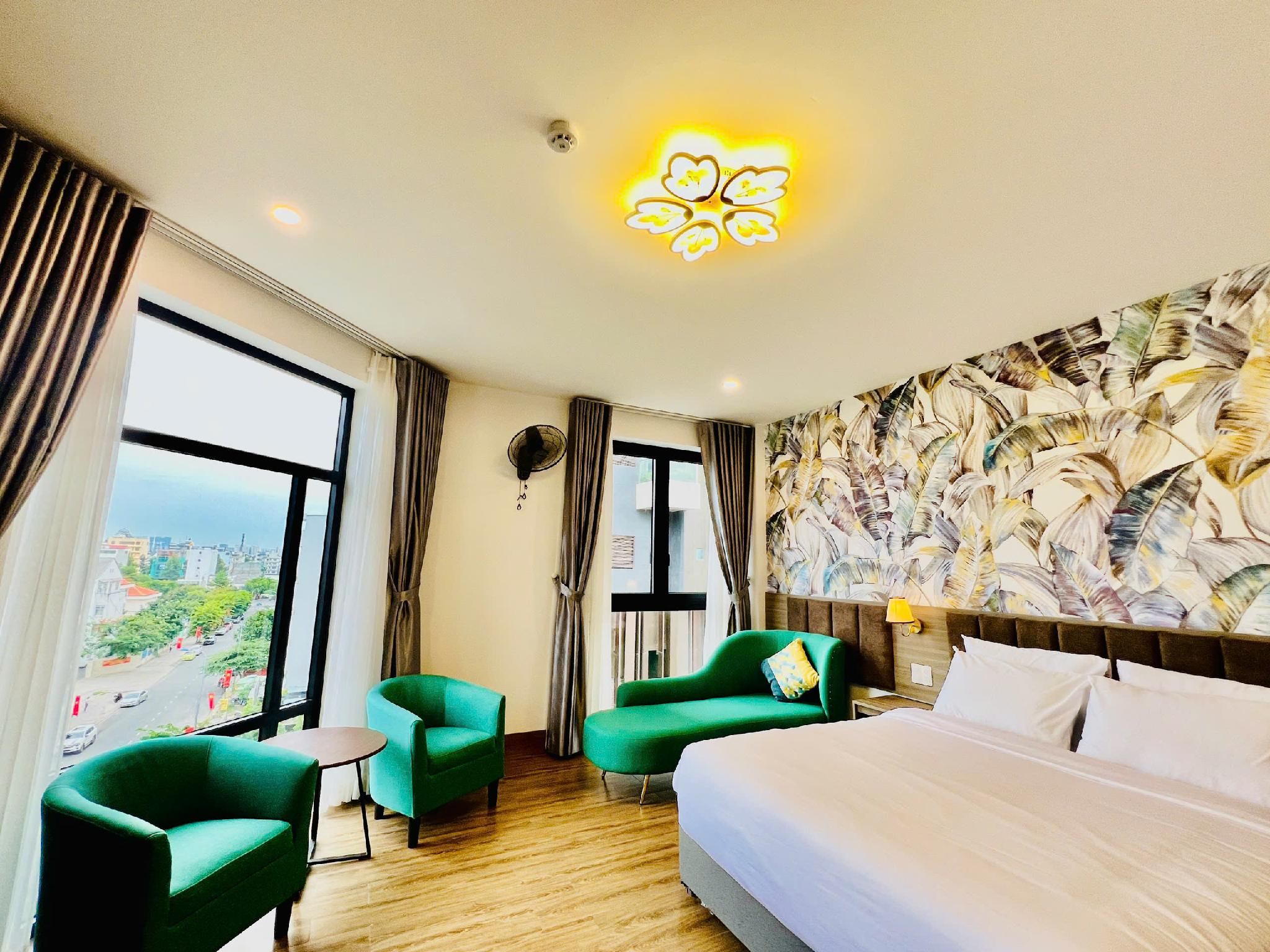 Premium Room with Balcony