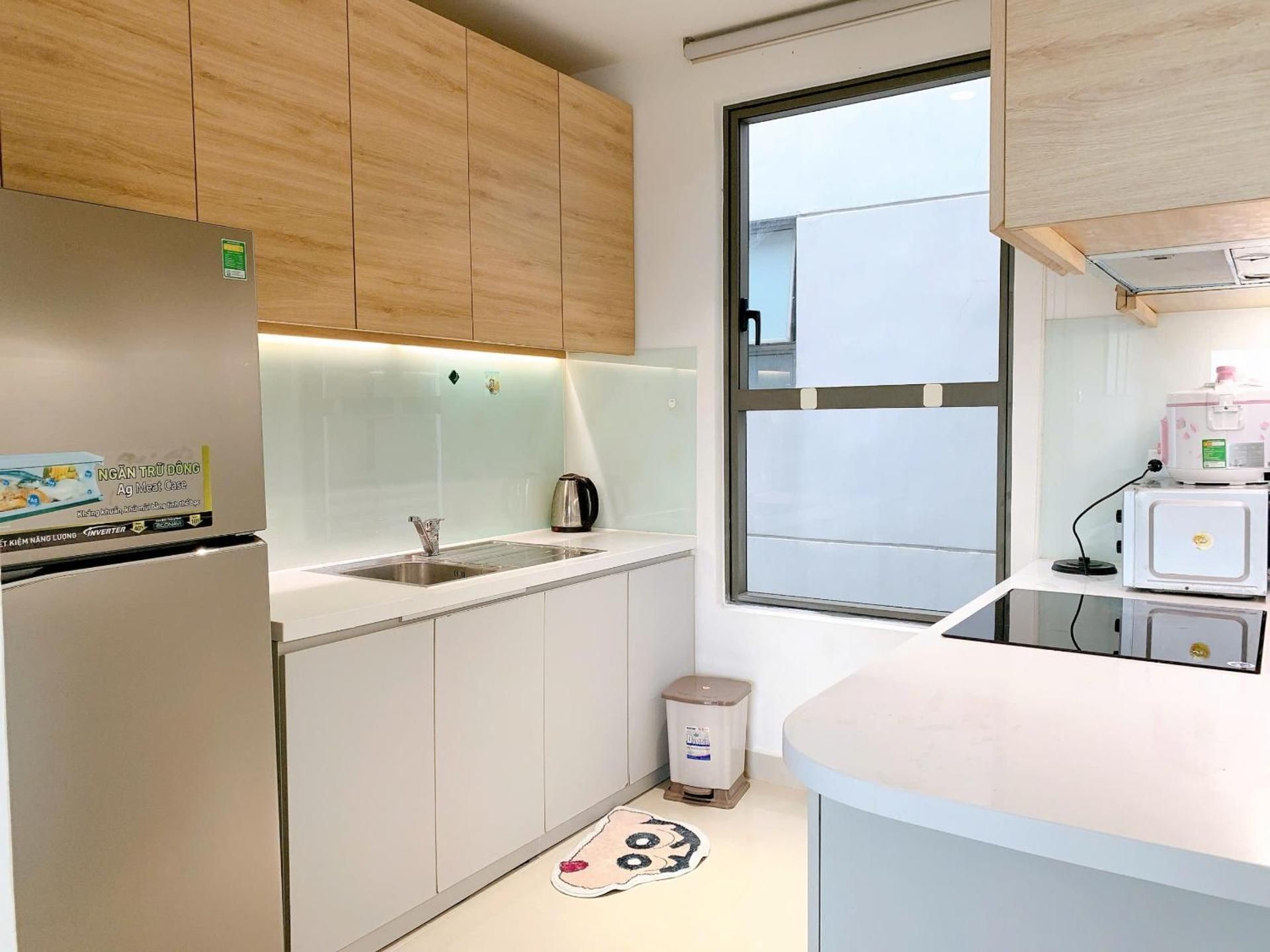 The Sun Avenue Serviced Apartment Three-Bedroom Apartment with Balcony