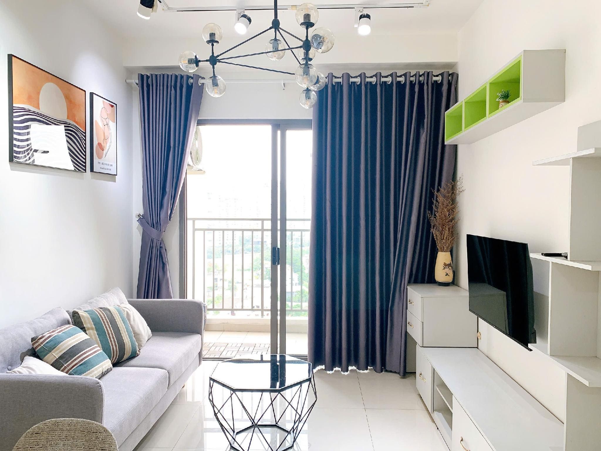 Apartment 2 bedroom with balcony and river view