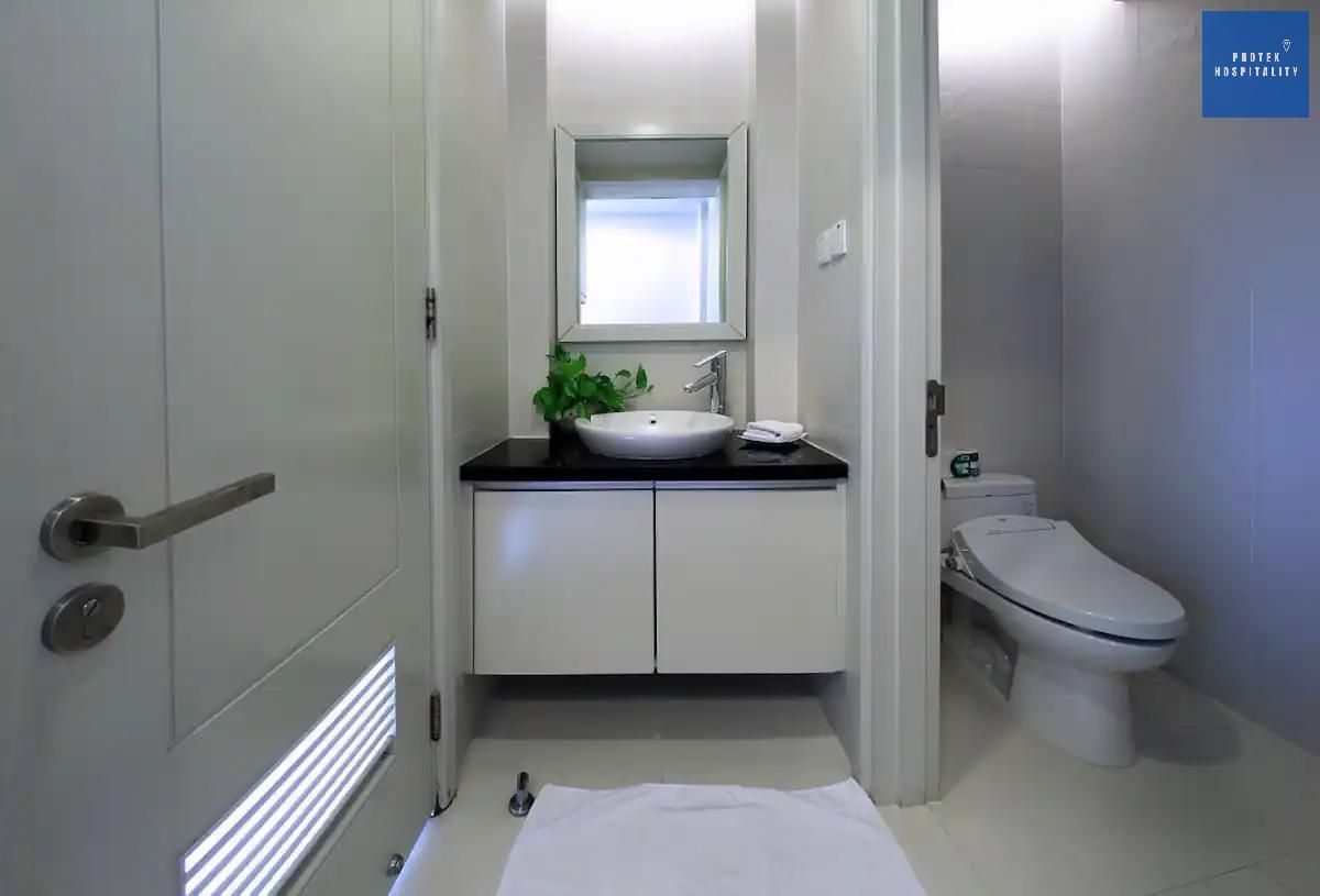 One Bedroom Apartment