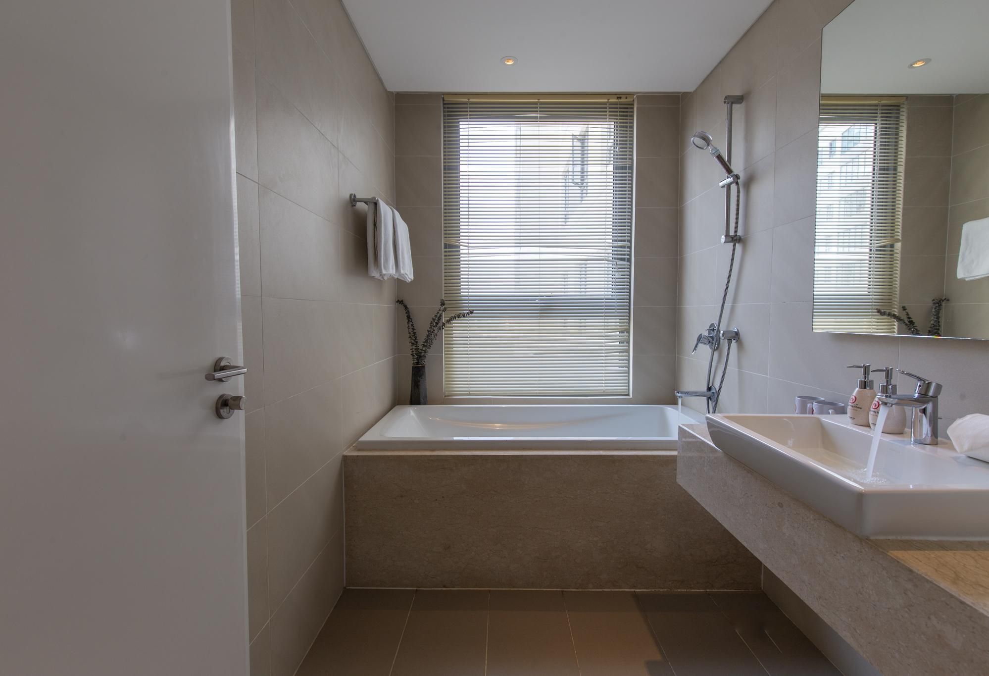 2 Bedroom 2 room Suite