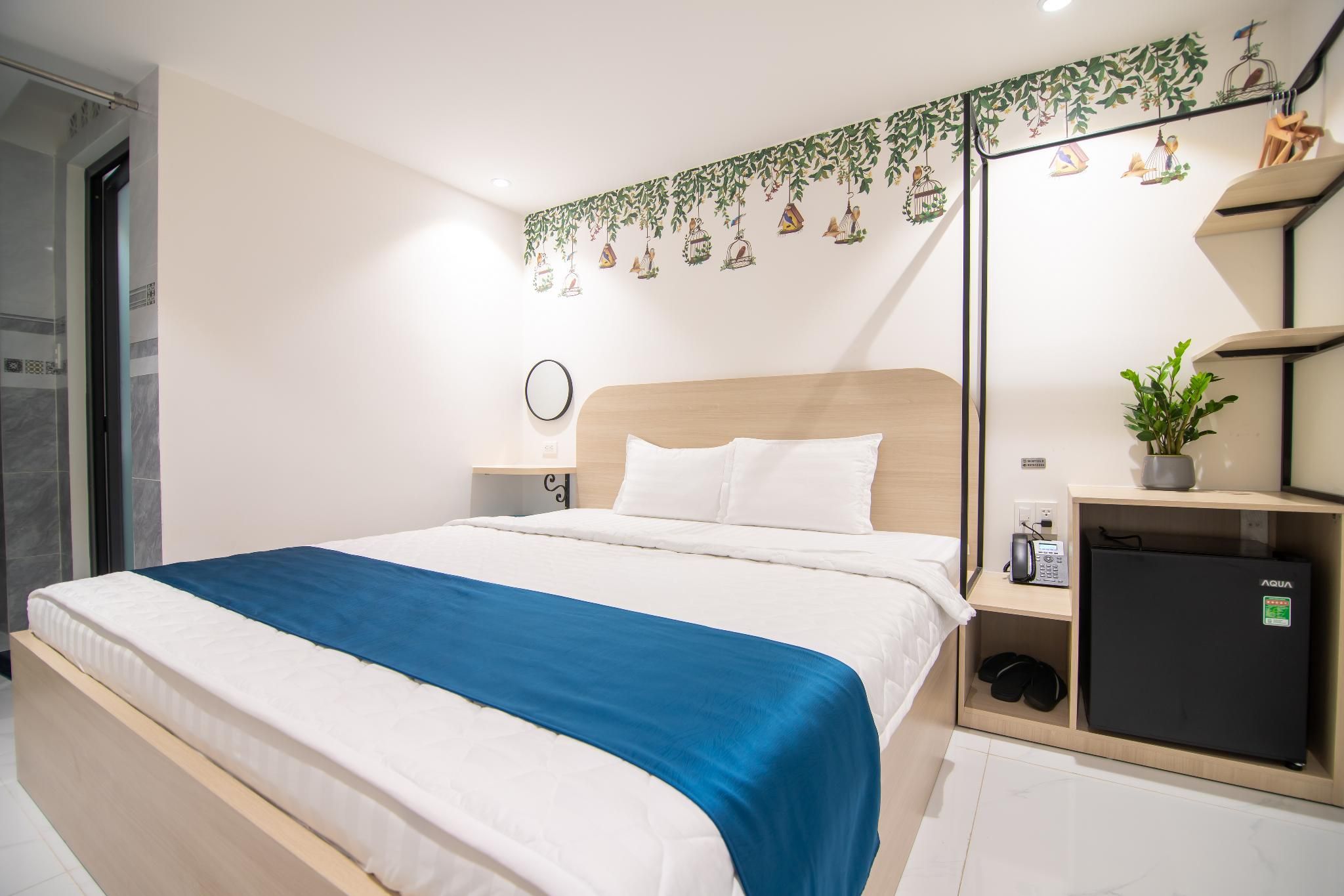 Superior Queen Bed