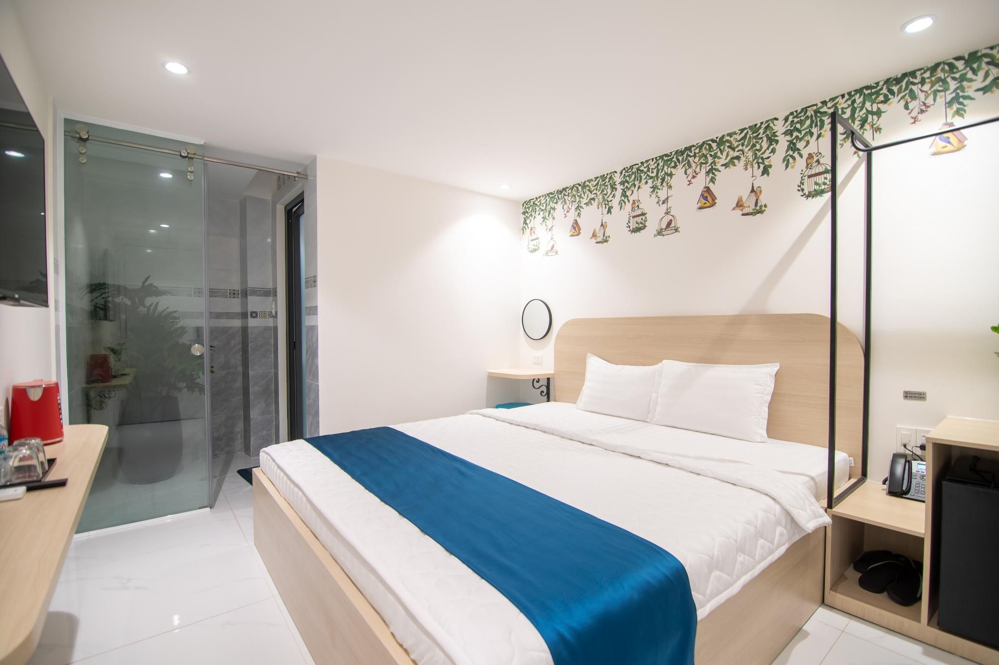 Superior Queen Bed