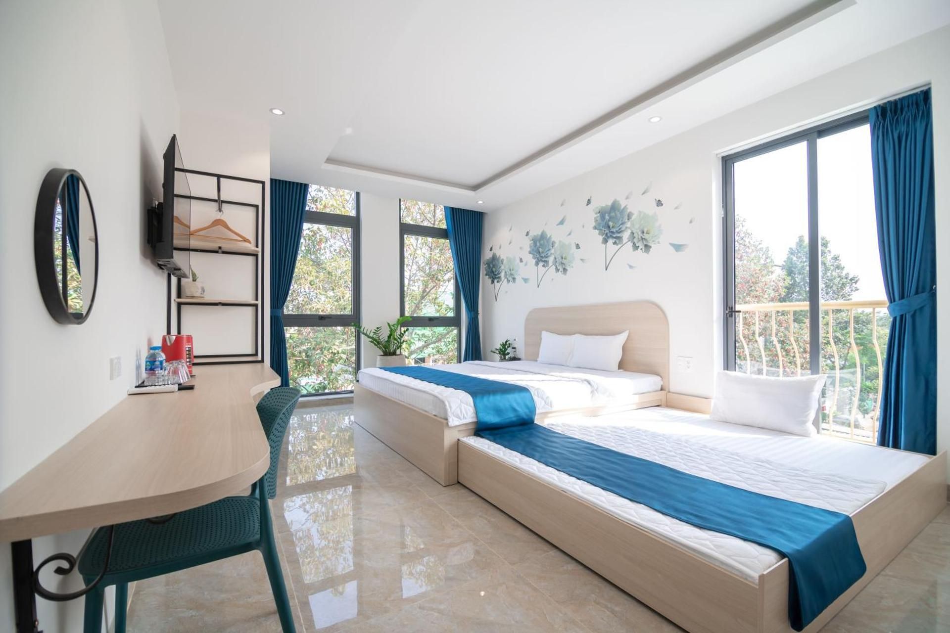 Twin Room - Check-In After 2:00 PM