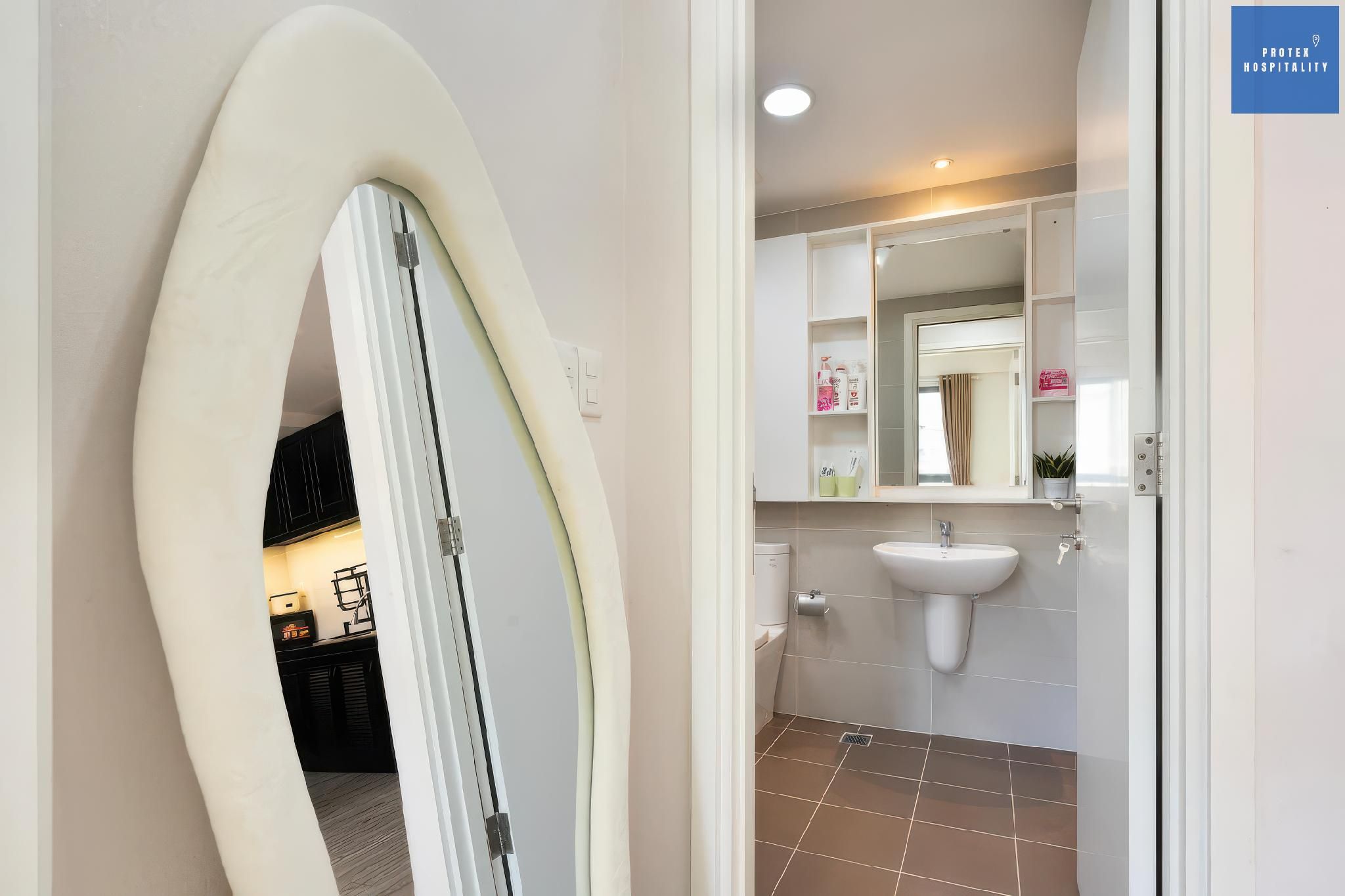 One Bedroom Apartment