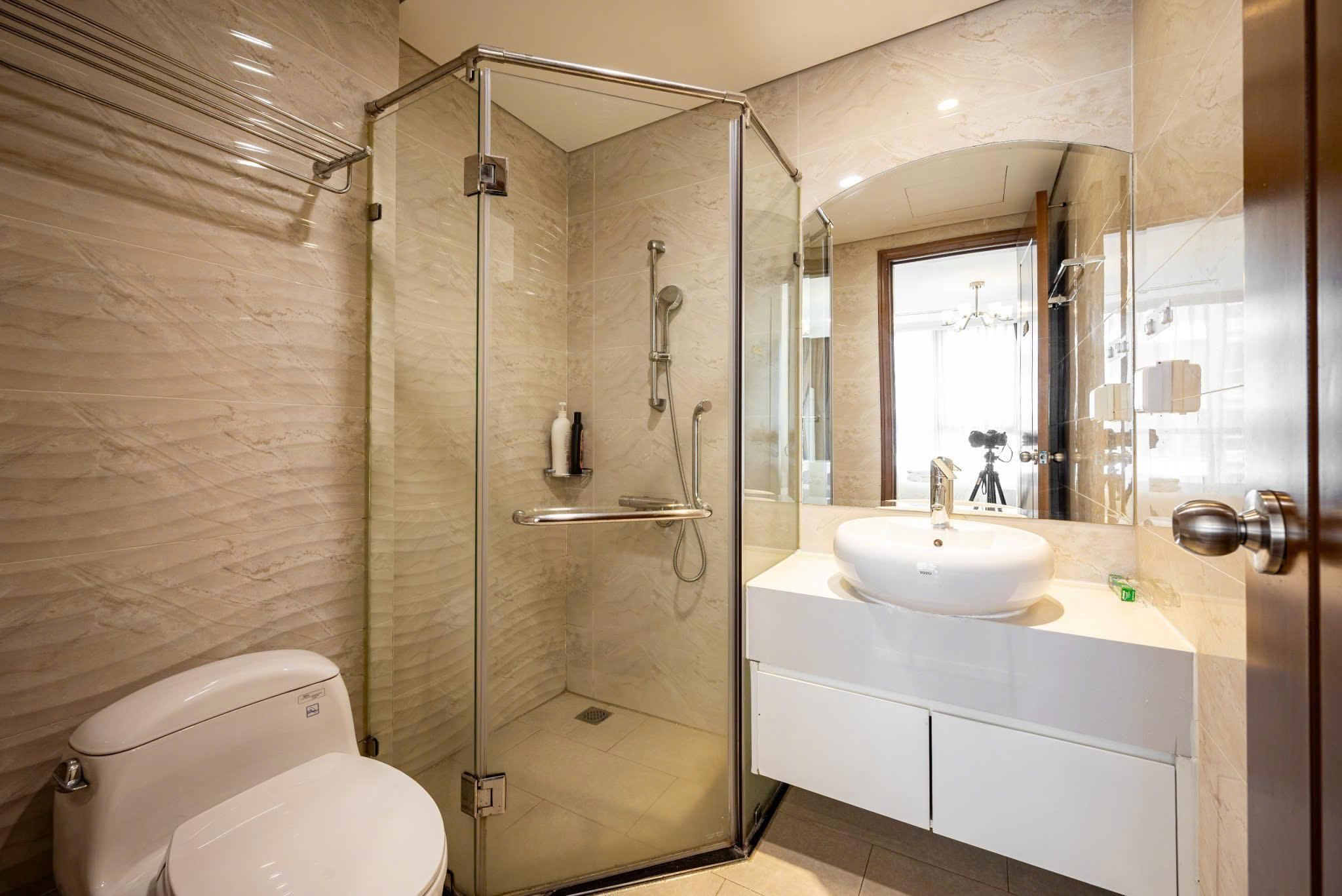 Luxury 2-Bedroom Apartment