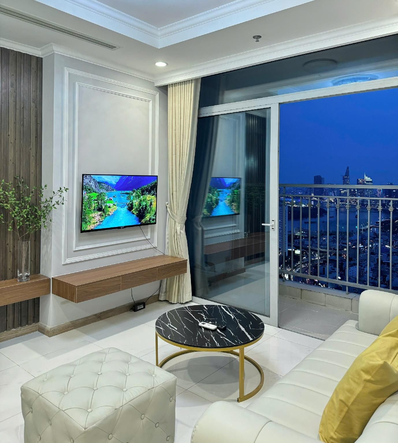 2 Bedroom Apartment, Balcony