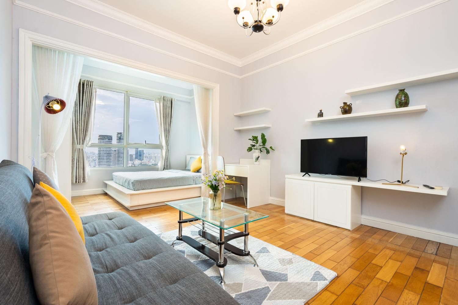 THE MANOR 2 IN CENTER--FREE ROOFTOP POOL-PICK UP Apartment 2