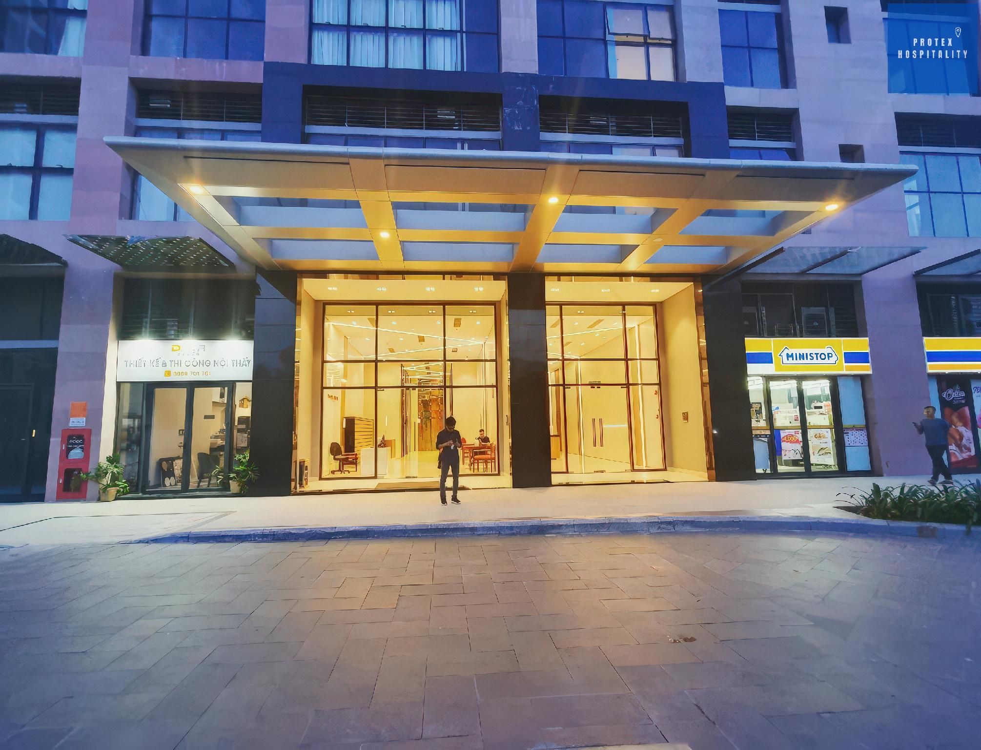 The Sun Avenue  Chill with Sky Pool