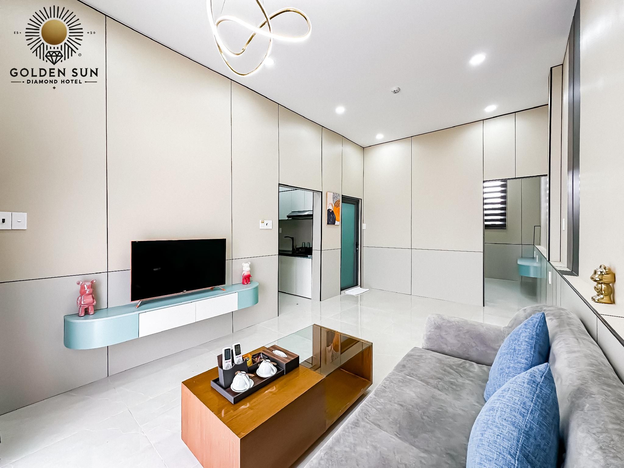 1-Bedroom Apartment 1 with Balcony