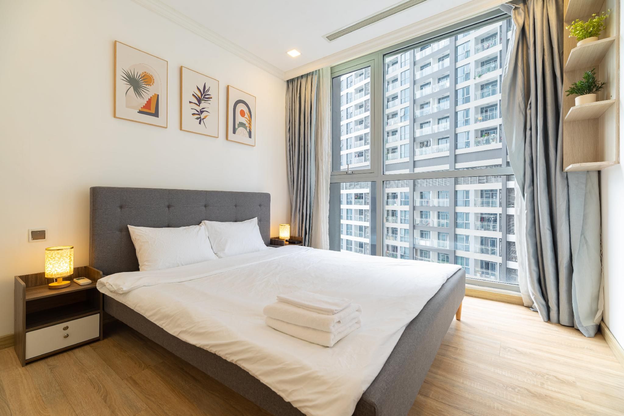 2-Bedroom Large Apartment