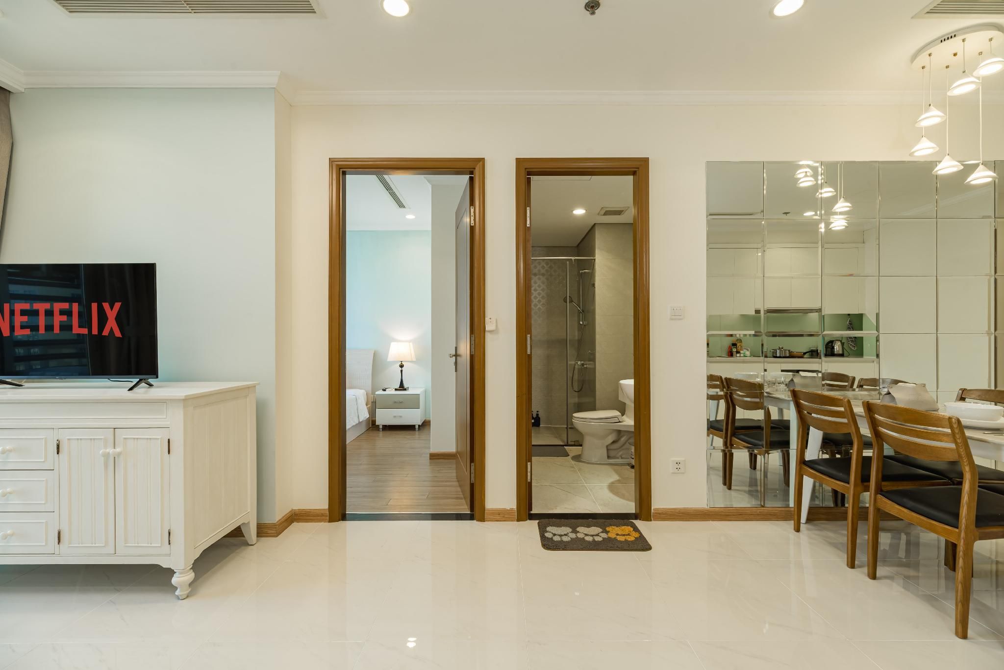 1-Bedroom Deluxe Apartment